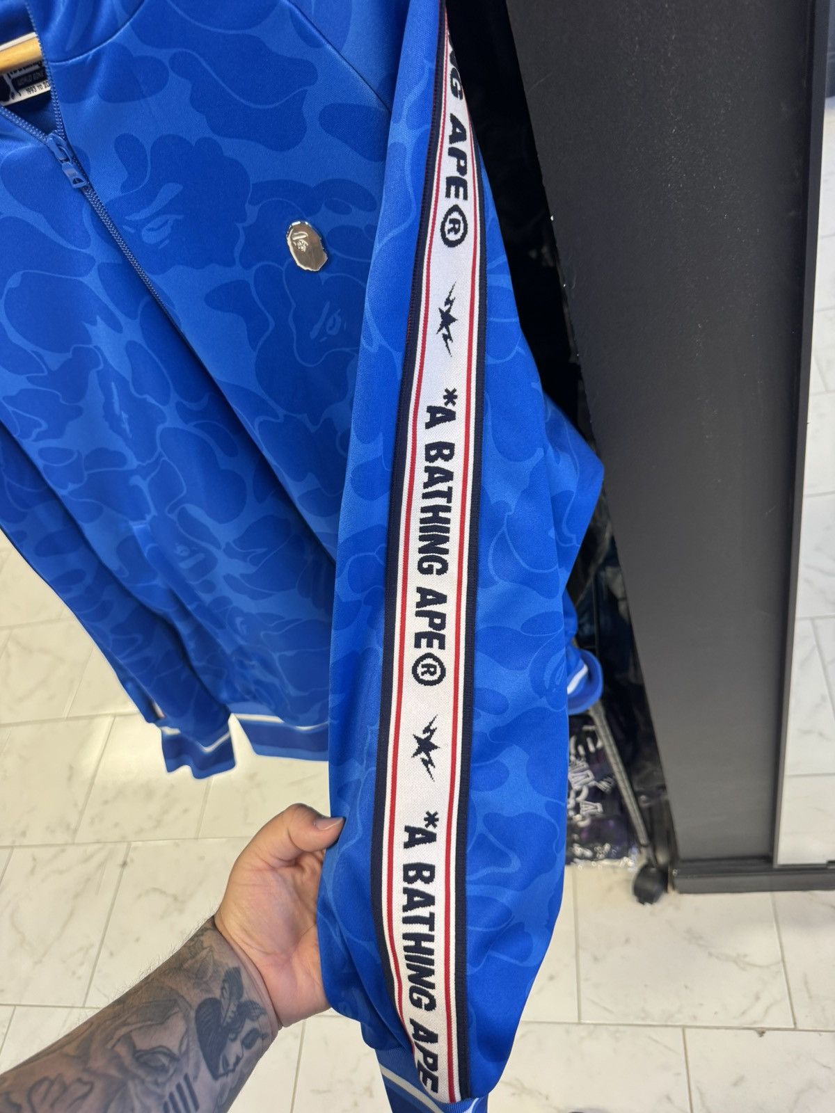 Other Blue Bape Solid Camo Full Zip Shark Hoodie Size Large Size US L / EU 52-54 / 3 - 4 Thumbnail
