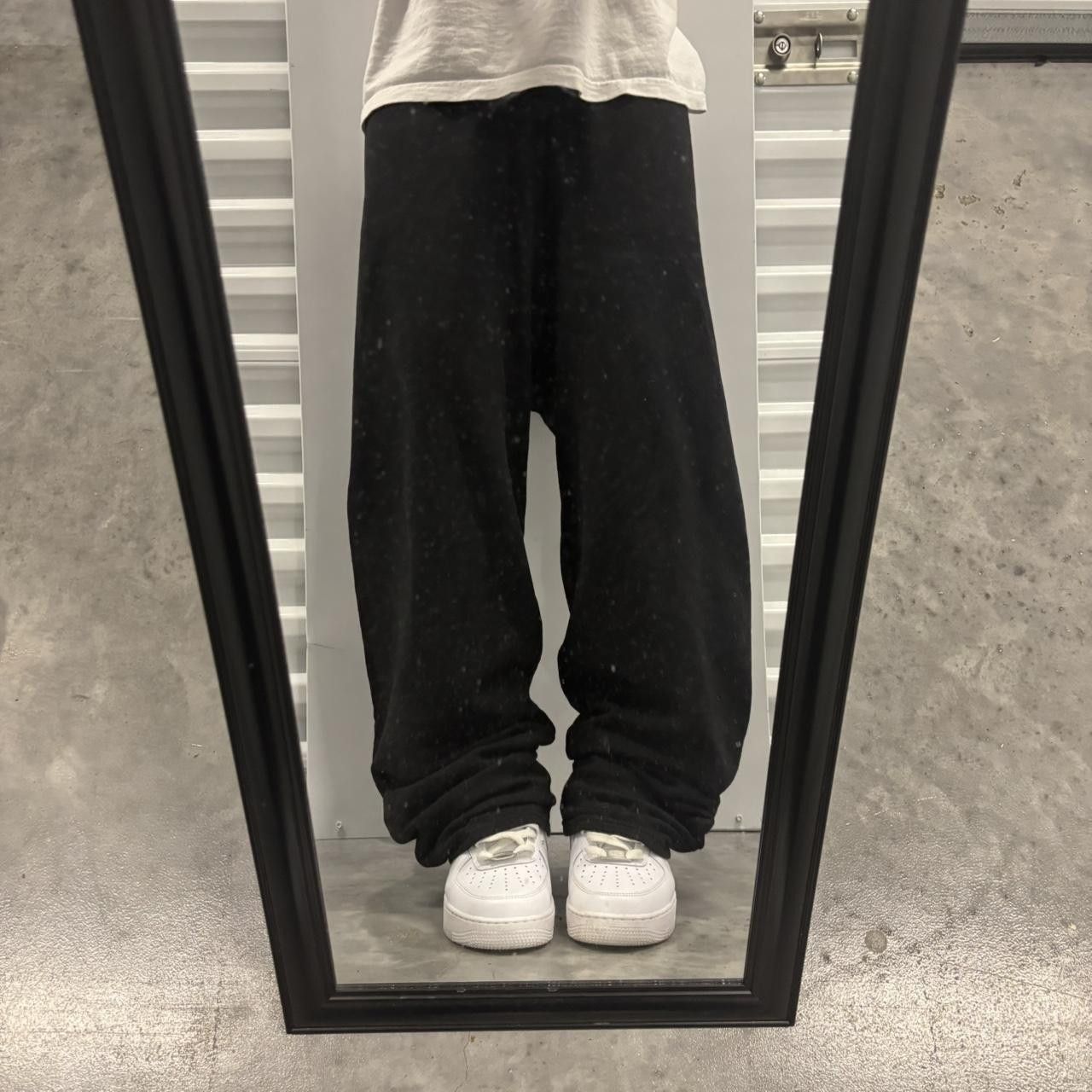 Japanese Brand × Vintage Crazy Vintage Y2K/2000s Baggy Black Essential Sweatpants! Size US 34 / EU 50 - 1 Thumbnail