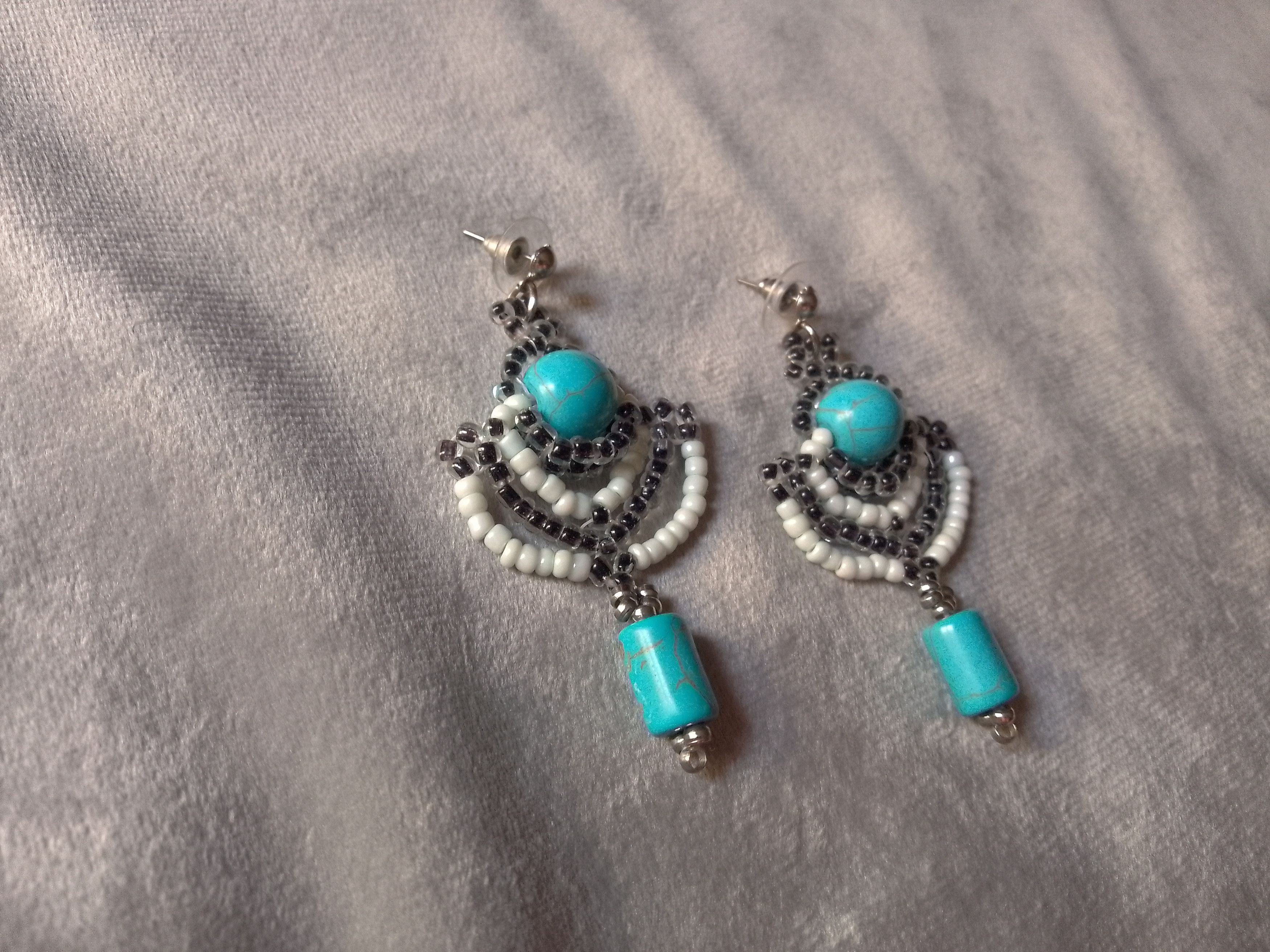 Handmade Earrings Boho/Ethnic black Turquoise Howlite Gemstones Size ONE SIZE - 4 Thumbnail