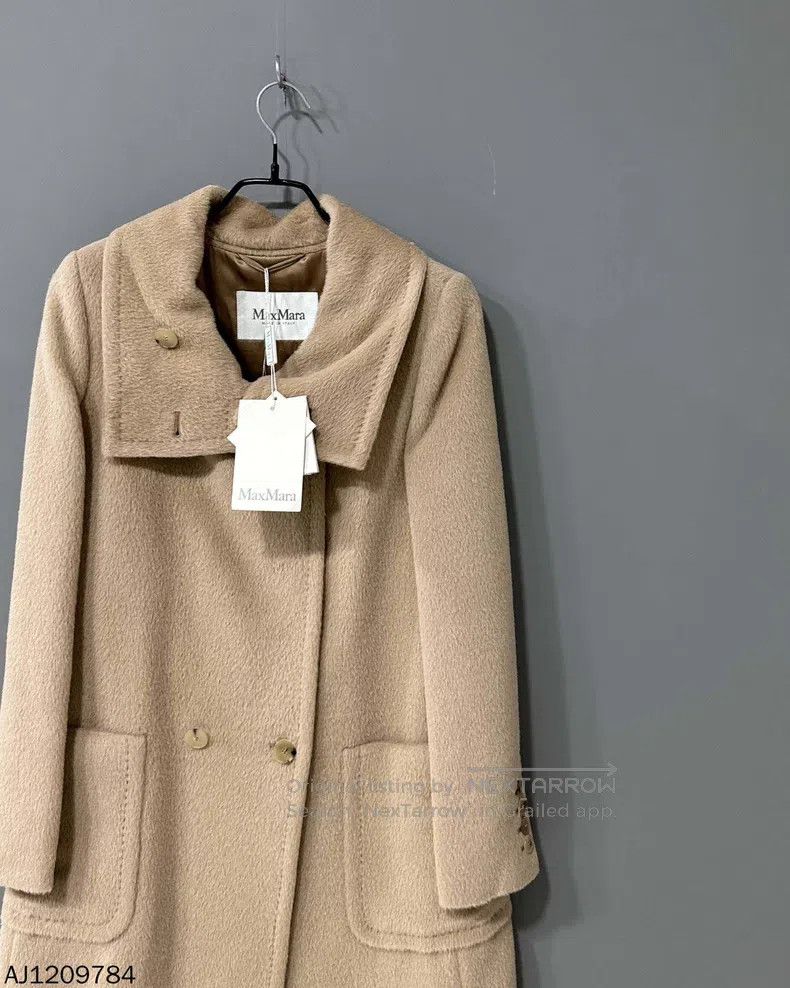 Max Mara Max Mara Camel coat Size XS / US 0-2 / IT 36-38 - 2 Thumbnail
