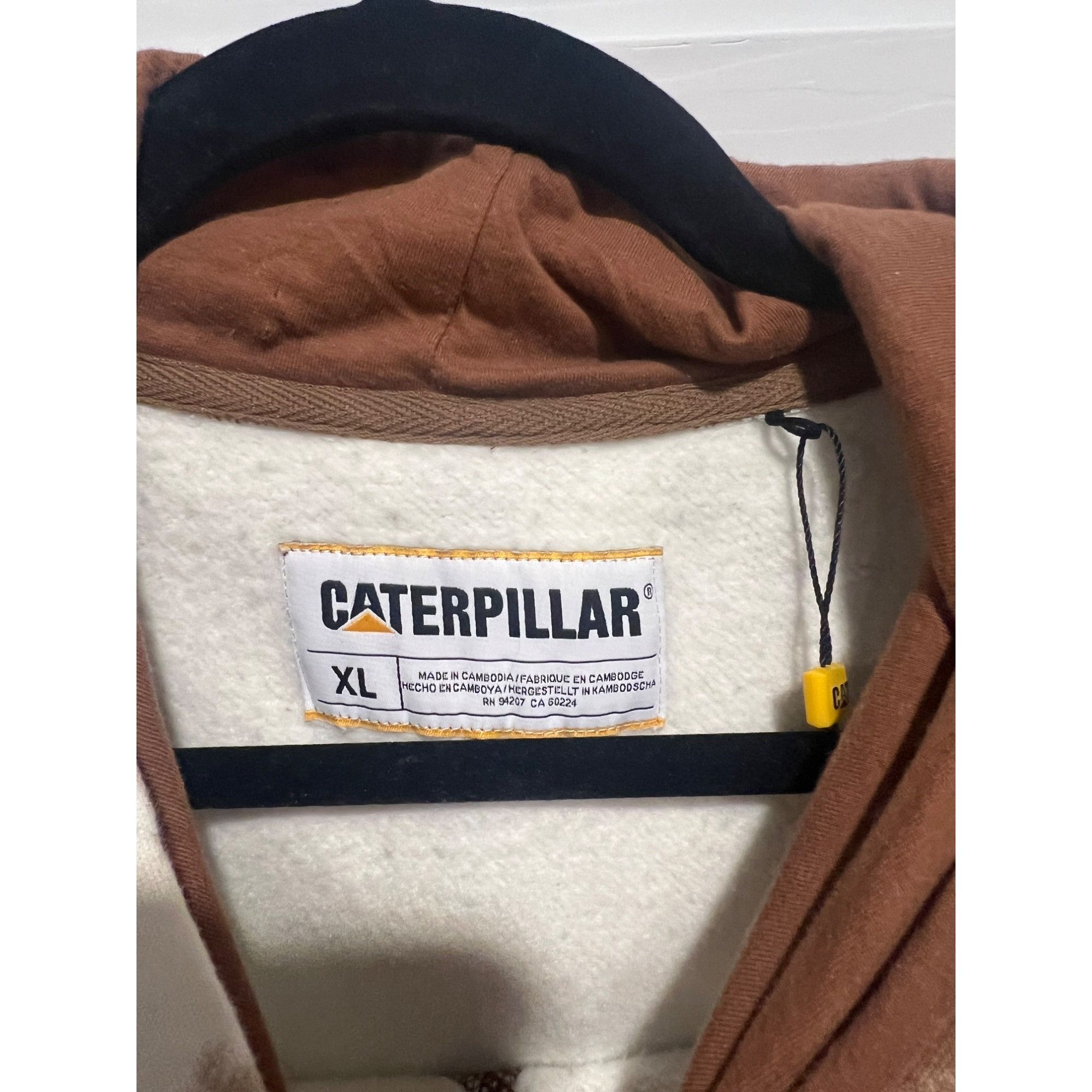 Caterpillar Caterpillar Men's Hoodie Sweater NWOT - Size XL Size US XL / EU 56 / 4 - 3 Thumbnail
