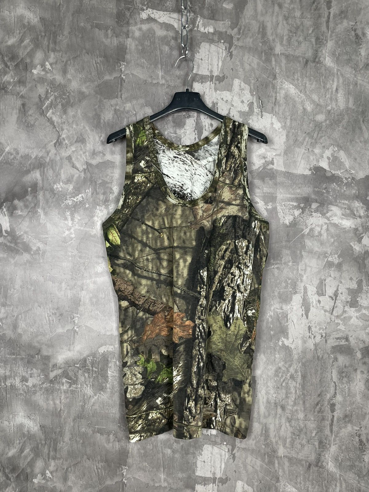 Realtree × Vintage Vintage 00s Mossy Oak Tree Camo Mesh Tank Top L rare Size US L / EU 52-54 / 3 - 1 Thumbnail