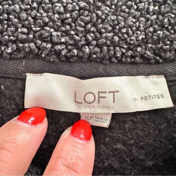 Loft LOFT Black Embroidered Fair Isle Sherpa Teddy Pullover Sweat Size XL / US 12-14 / IT 48-50 - 5 Thumbnail