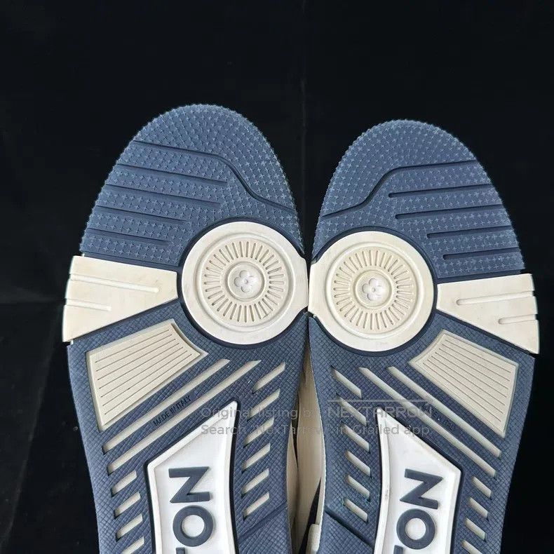 Louis Vuitton Louis Vuitton White and blue board shoes Size US 9 / EU 42 - 8 Thumbnail