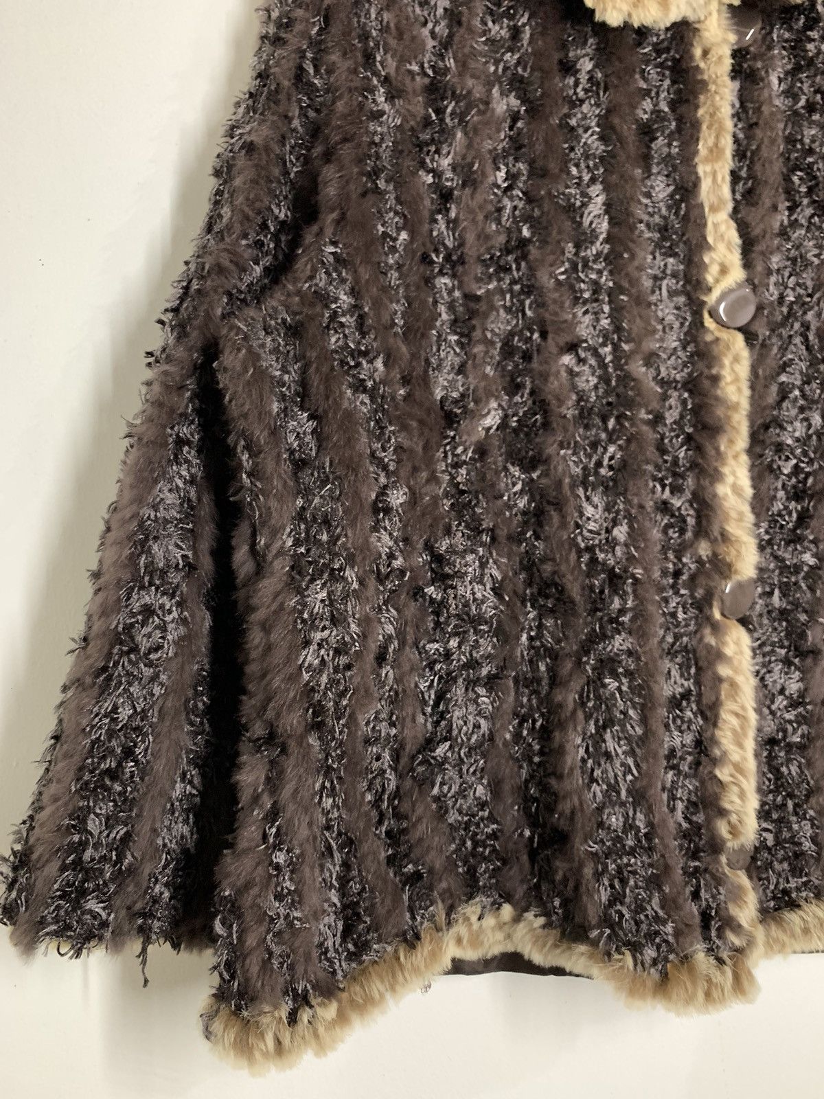 Other REVERSIBLE AUTHENTIC FUR JACKET NICE DESIGN Size US XL / EU 56 / 4 - 15 Thumbnail