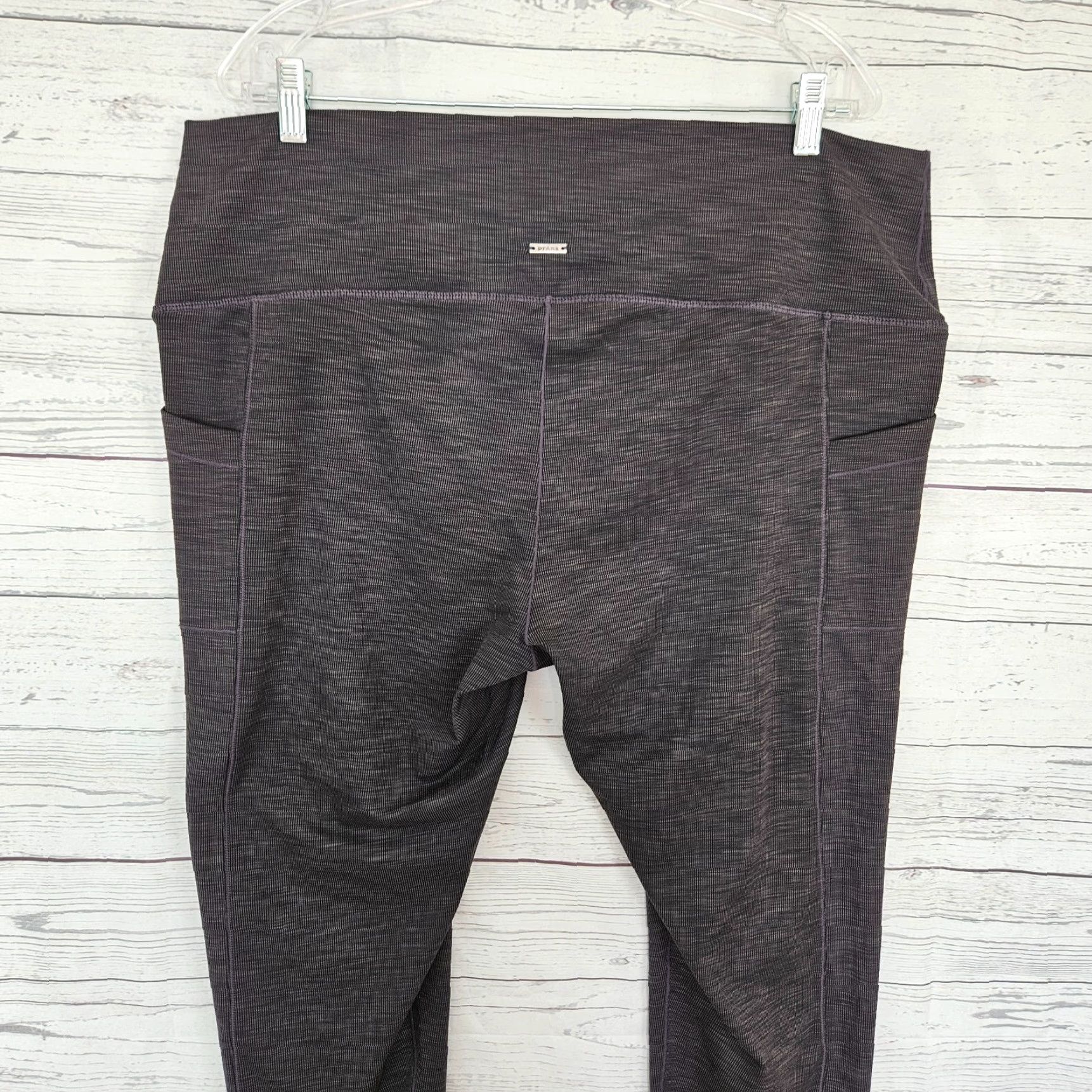 Prana VINTAGE Prana Womens Becksa 7/8 Leggings 3X Gray High Rise Pockets Cropped 3X Womens Size 40" / US 18 - 4 Thumbnail