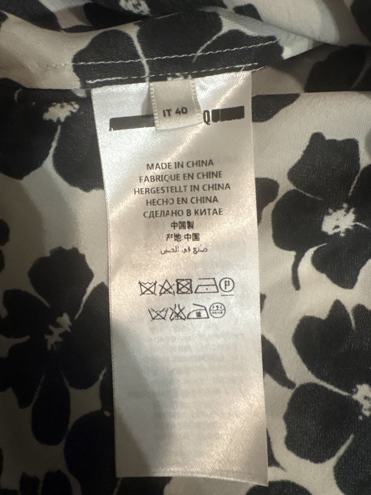 McQ Alexander McQueen McQ Alexander McQueen Floral 100% Silk Mini Dress sz 40 US 6 Size M / US 6-8 / IT 42-44 - 5 Thumbnail