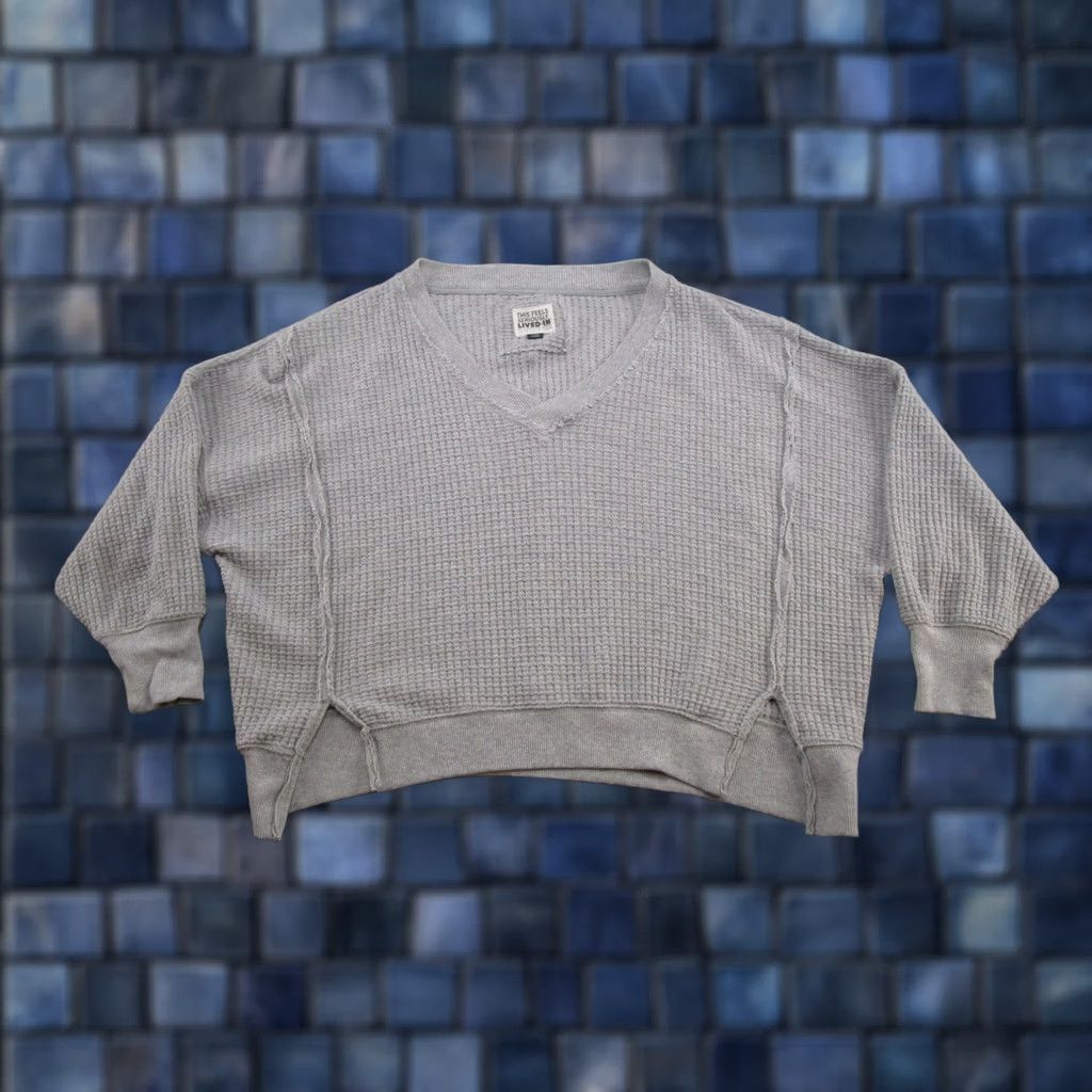 American Eagle Outfitters - It uses the requested size category (S-XL) Size S / US 4 / IT 40 - 1 Thumbnail