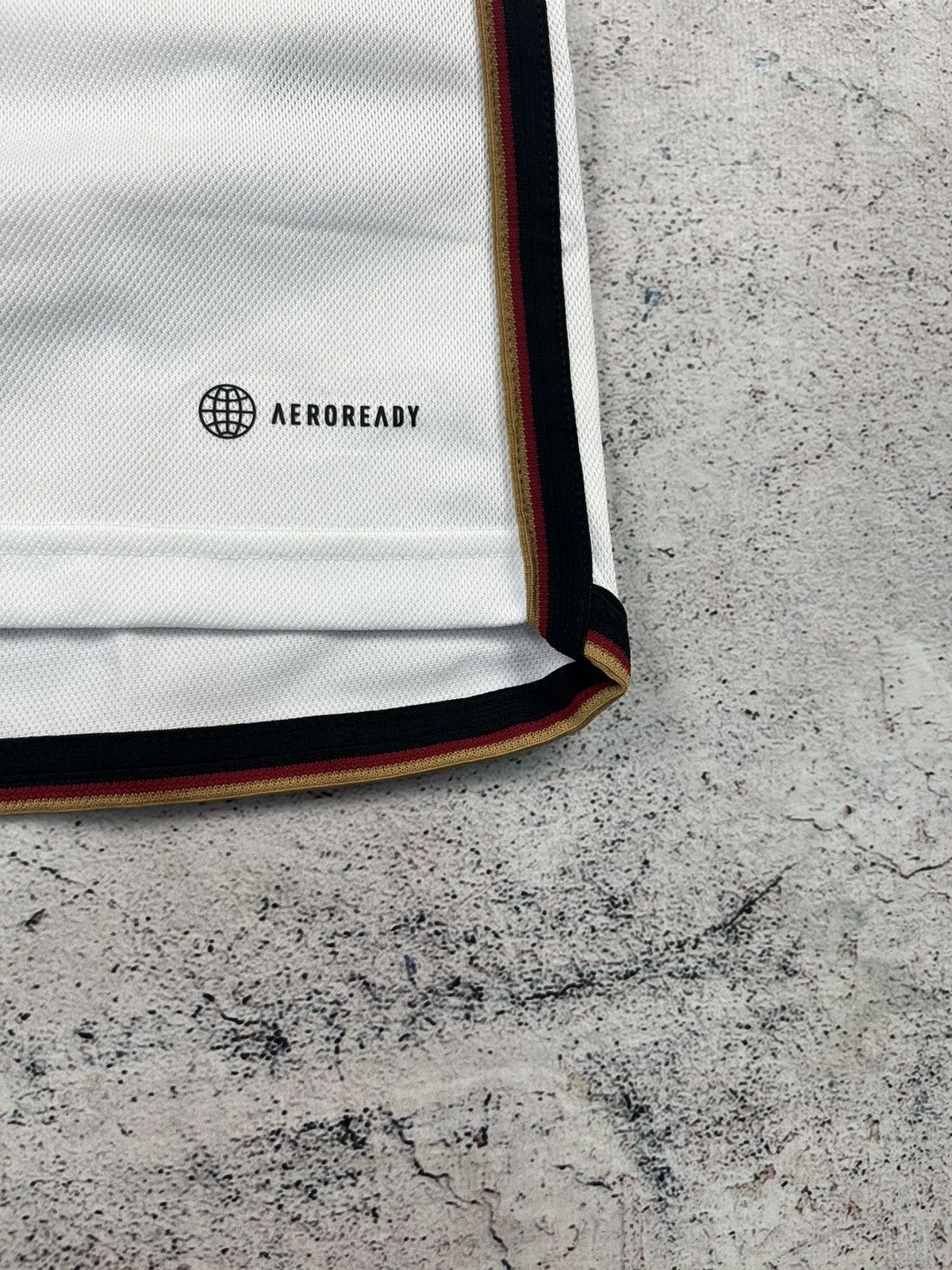 Adidas ADIDAS GERMANY NATIONALS 2022/2023 HOME SOOCER JERSEY SHIRT Size US M / EU 48-50 / 2 - 4 Thumbnail