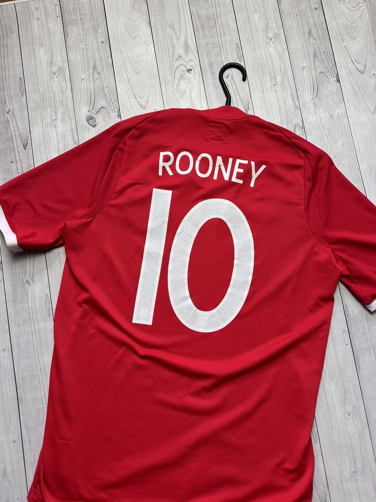 Umbro × Vintage Vintage Umbro England soccer jersey 10 Rooney size S/M Size US S / EU 44-46 / 1 - 5 Thumbnail