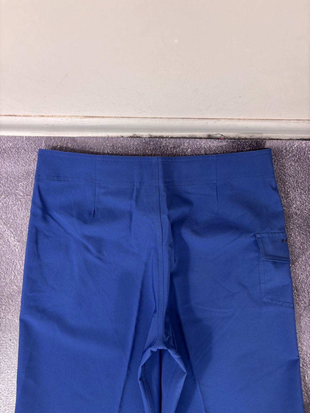 Oakley Oakley Kana 21 Boardshort NWT Men’s Dark Blue Swim Shorts Size US 30 / EU 46 - 18 Thumbnail