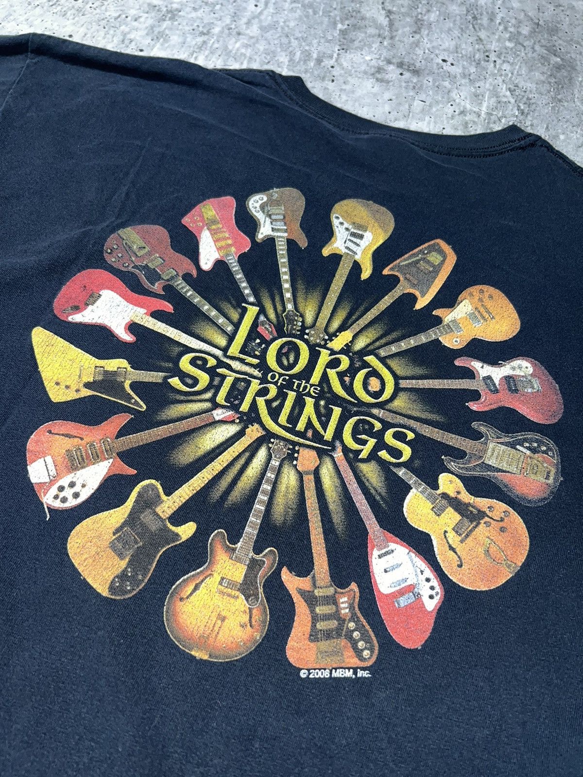 Vintage 2008 Lord of the Strings Graphic Tee