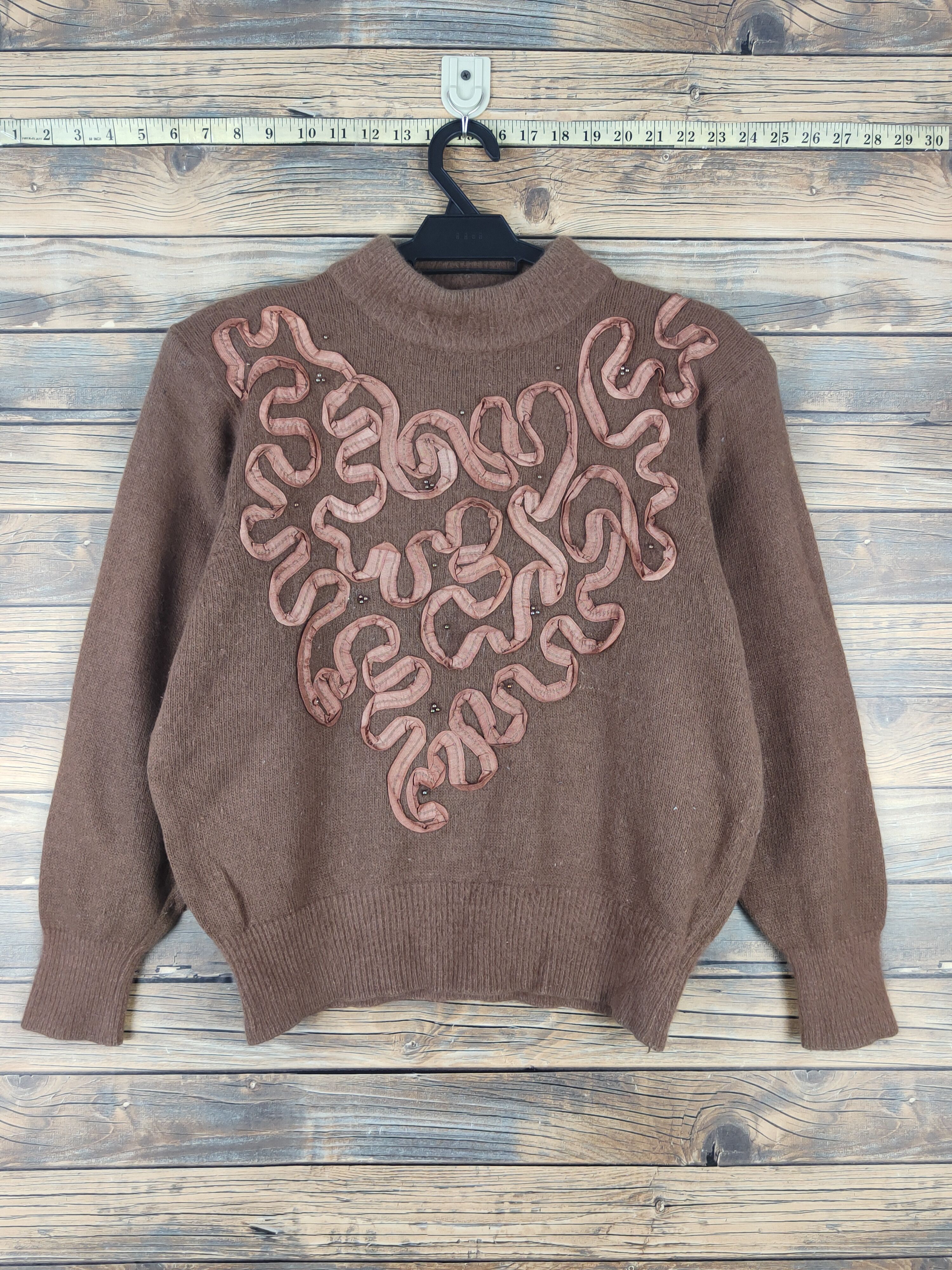 Homespun Knitwear × Japanese Brand × Vintage Charcas Brown art design Knitwear Sweatshirts #W1081 Size M / US 6-8 / IT 42-44 - 1 Thumbnail