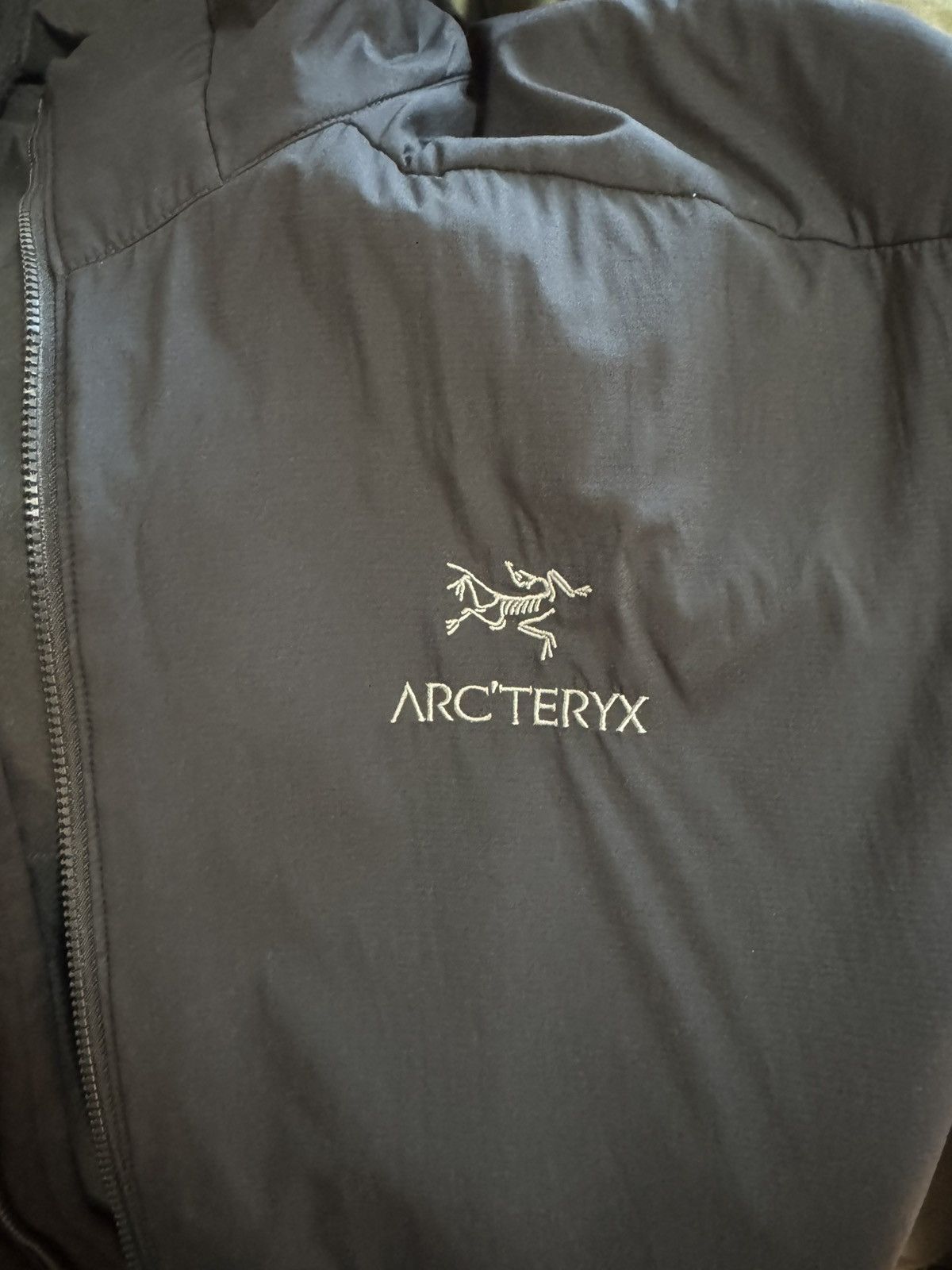 Arc'teryx Arcteryx Atom Hoody XL Black Size US XL / EU 56 / 4 - 2 Thumbnail