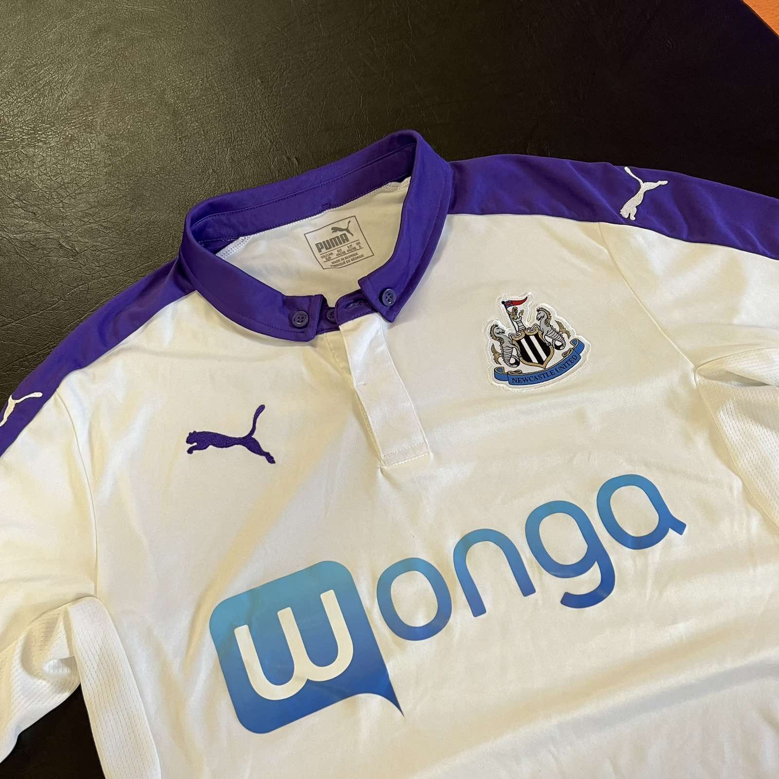 Puma Puma Newcastle soccer jersey sz S Size US S / EU 44-46 / 1 - 4 Thumbnail