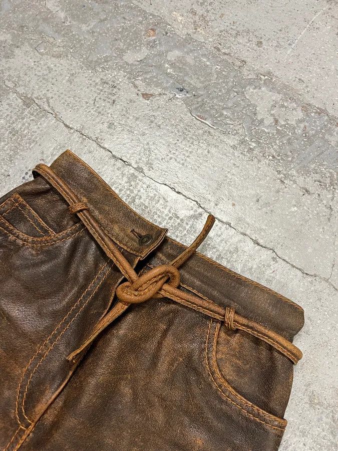 Moschino 1990s Moschino Brown Eroded Leather Skirt Size 25" / US 0 / IT 36 - 5 Thumbnail
