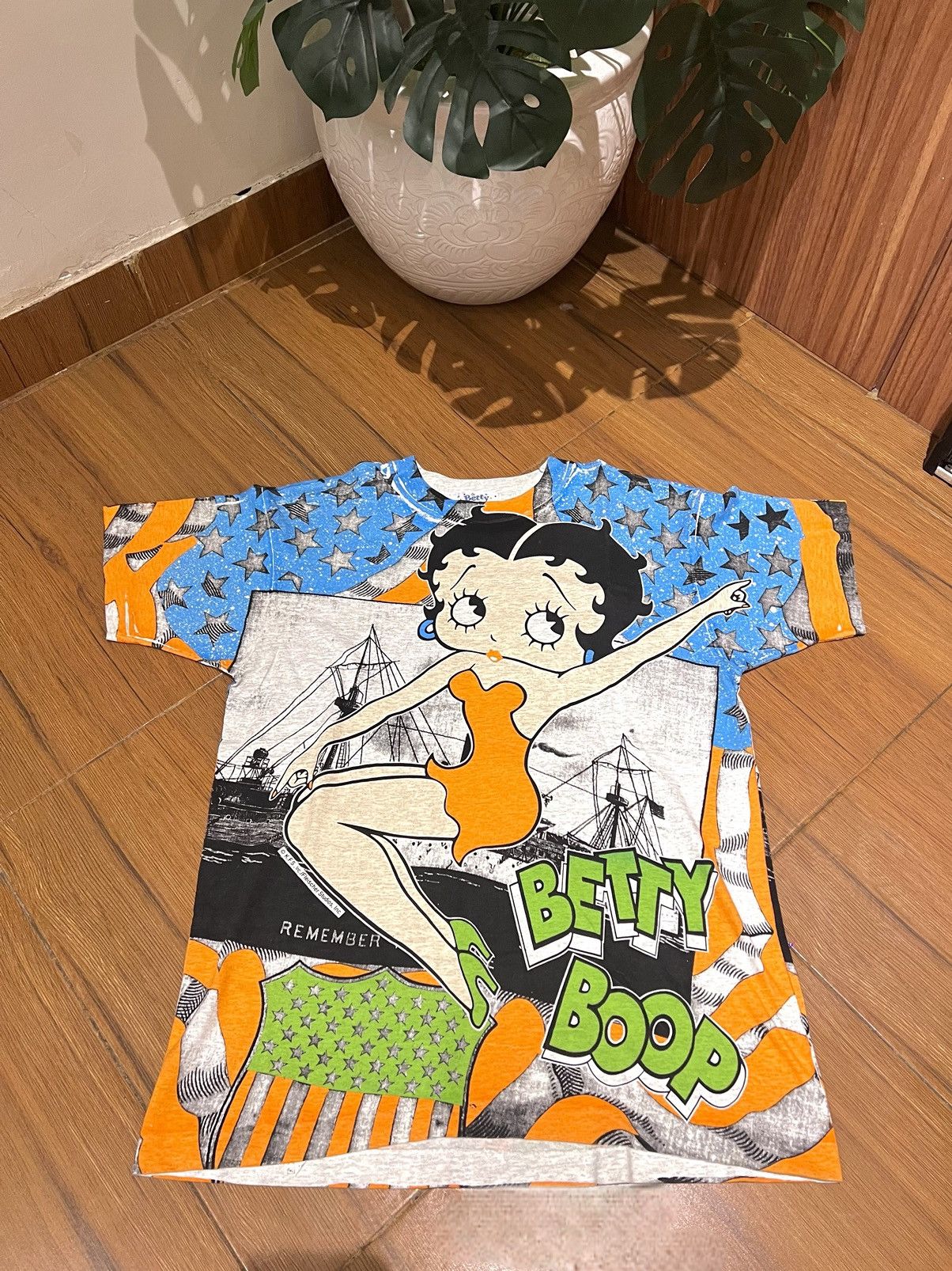 Vintage 🔥RARE🔥Vintage 90s AOP Betty Boop Size US L / EU 52-54 / 3 - 1 Thumbnail