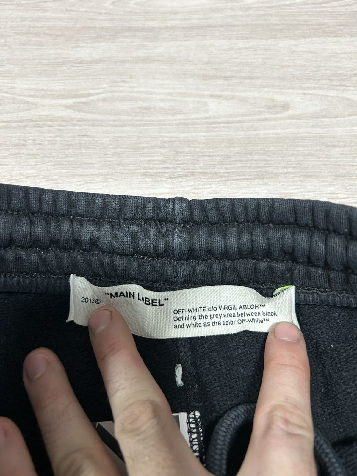 Off-White OFFWHITE short Pants black Size M 32” faded black Size US 32 / EU 48 - 12 Thumbnail