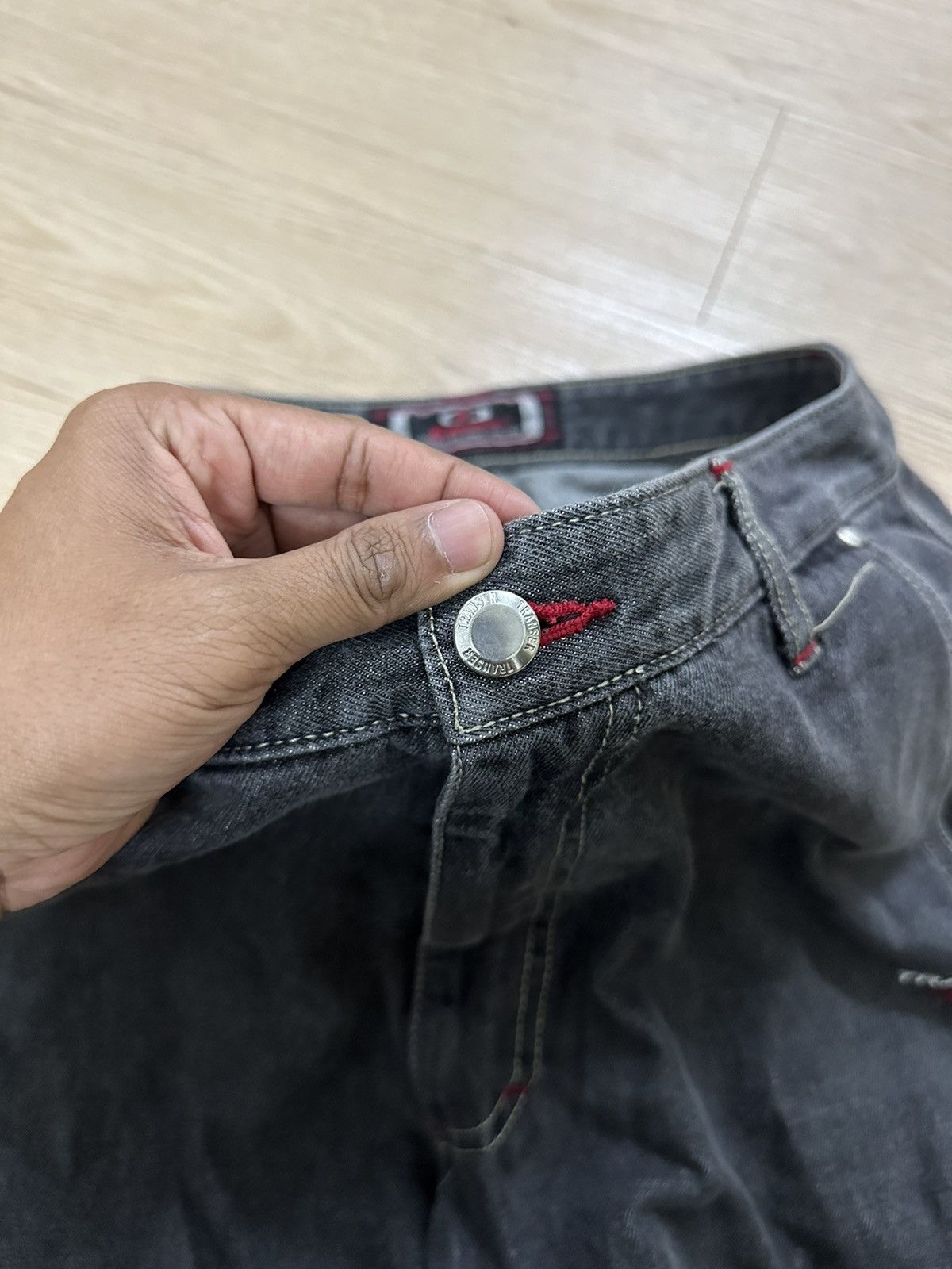 Ecko Unltd. × JNCO × Southpole Vintage Transer Skate Denim Baggy Jorts Jeans Jnco Y2K Style Size US 32 / EU 48 - 7 Thumbnail