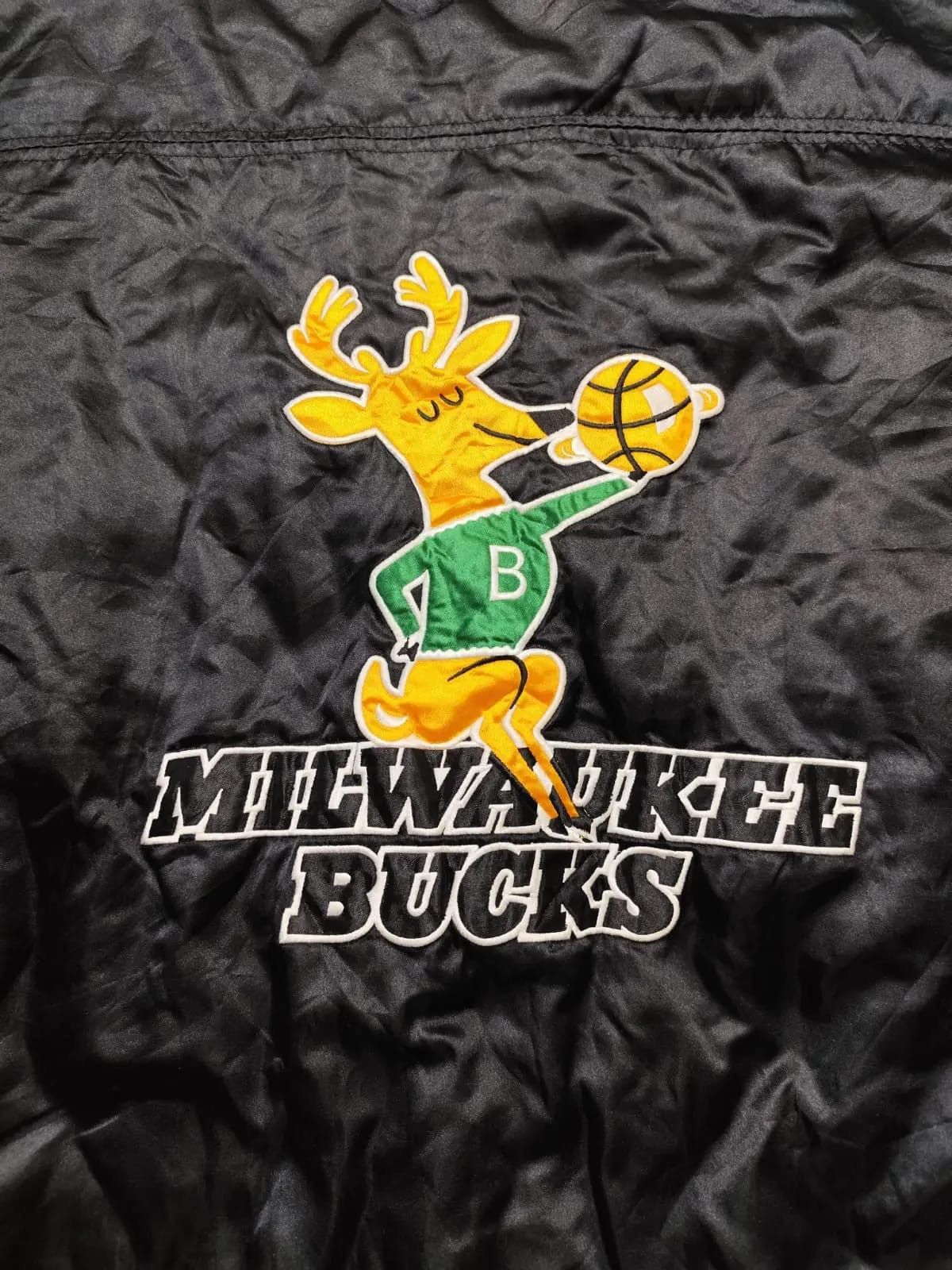 NBA 90s NBA milwaukee bucks bomber jacket oversized Size US XXL / EU 58 / 5 - 5 Thumbnail
