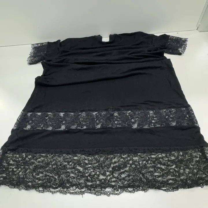 Givenchy Givenchy Givenchy Casual Black TShirt with Lace Details -2 Size US S / EU 44-46 / 1 - 9 Thumbnail