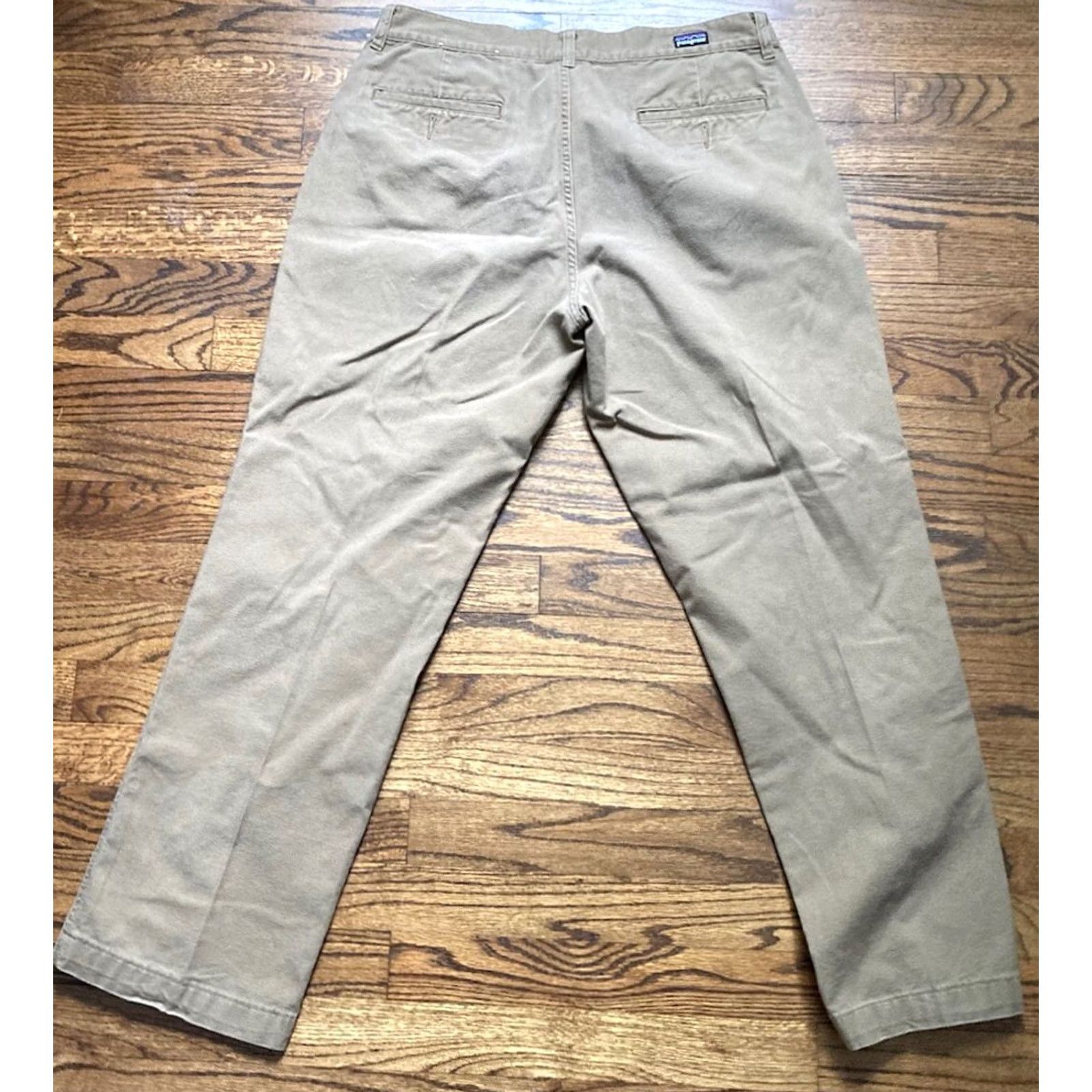 Patagonia Patagonia Pants Mens 34 Khaki Canvas Cotton 34x29 Regular Straight Logo 34x29 Mens Brown Khakis Casual Size US 34 / EU 50 - 6 Thumbnail
