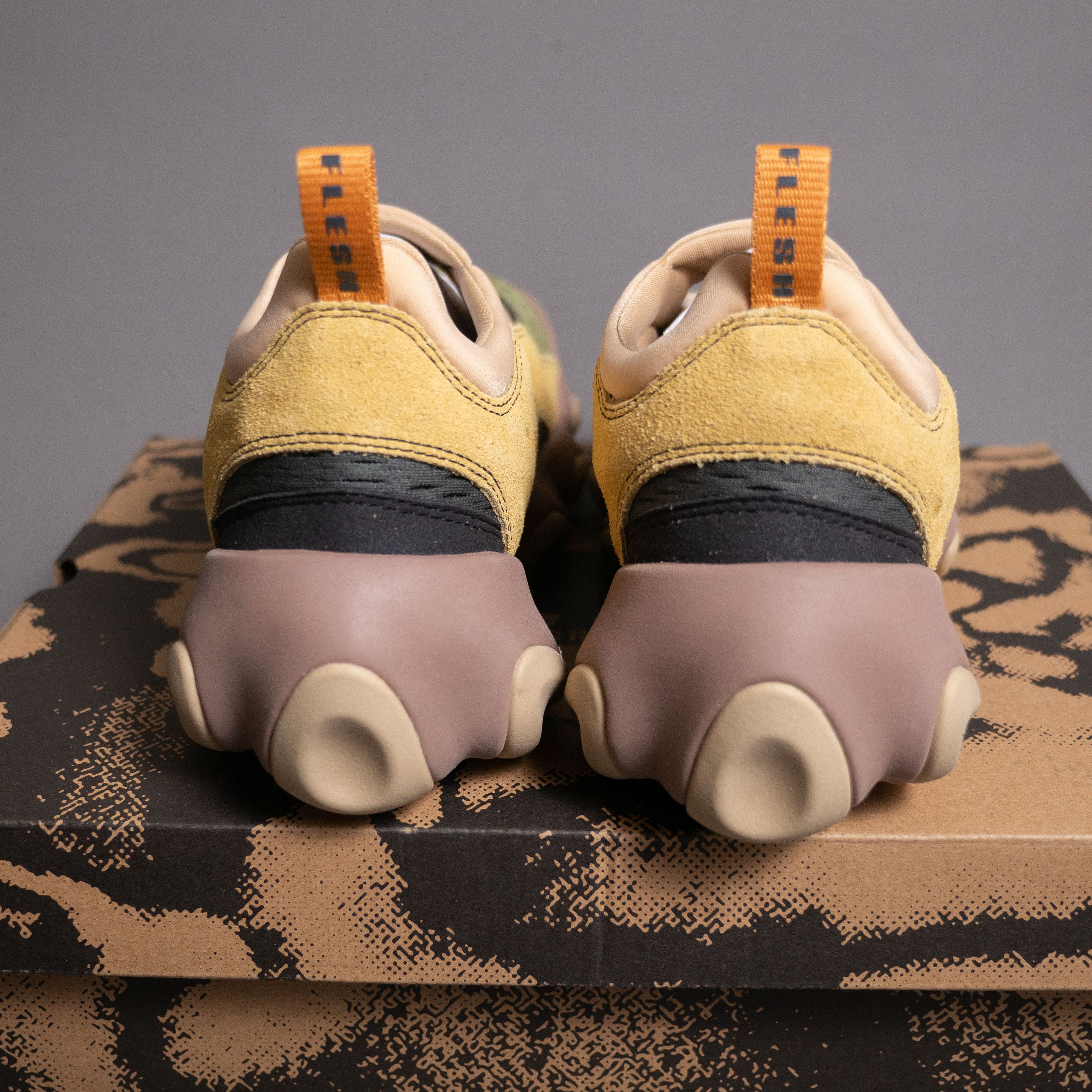 Brain Dead × Oakley Brain Dead x Oakley Suede Flesh Sandal Whey/Multi Size US 10 / EU 43 - 6 Thumbnail