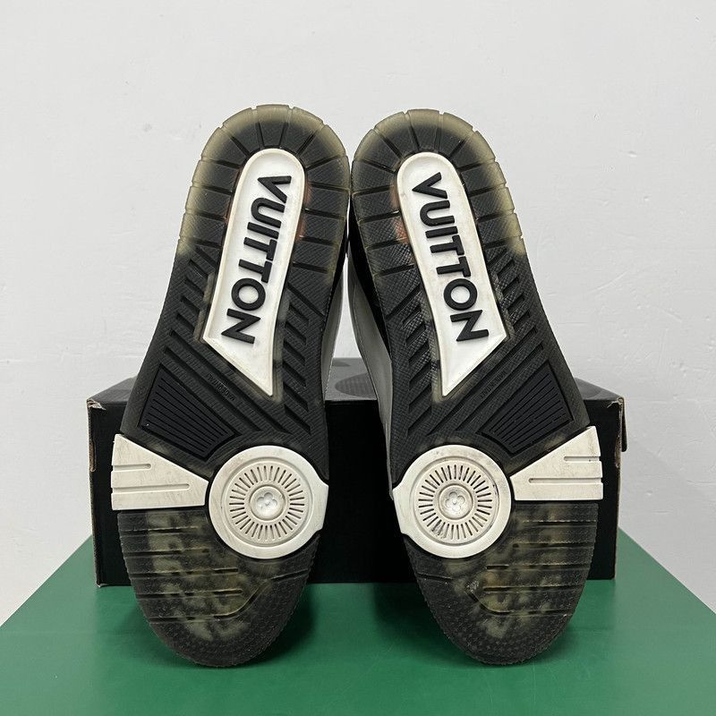 Louis Vuitton Louis Vuitton Trainer Fashion Sneakers for Men -2508 Size US 8 / EU 41 - 4 Thumbnail