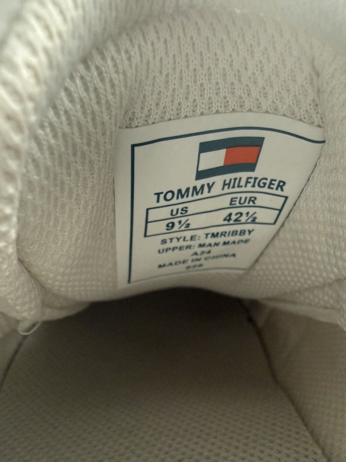 Tommy Hilfiger Tommy Hilfiger TM RIBBY Size US 9.5 / EU 42-43 - 9 Thumbnail