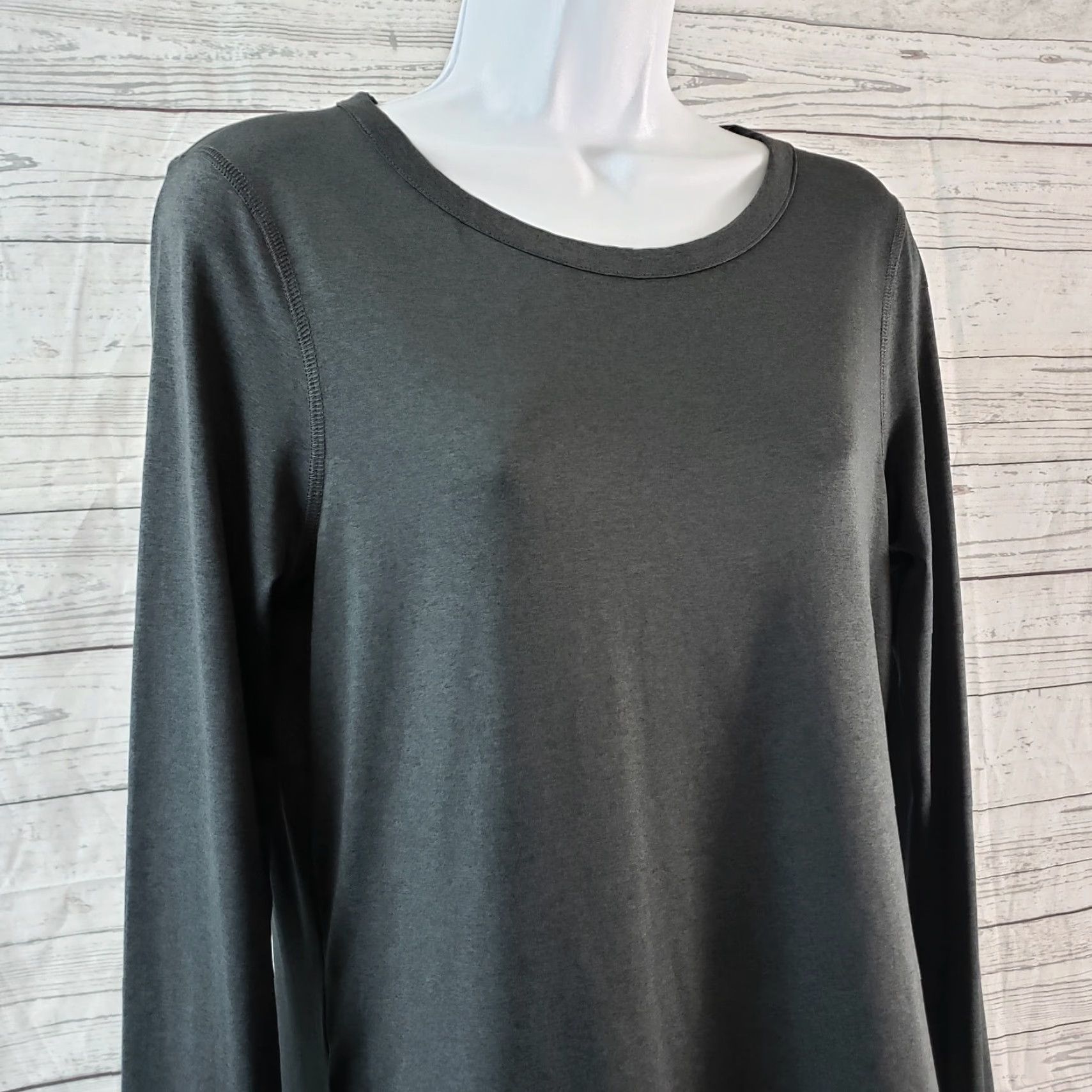 Varley Varley Womens Pullover Top Sz Small Gray Long Sleeve Size S / US 4 / IT 40 - 2 Thumbnail