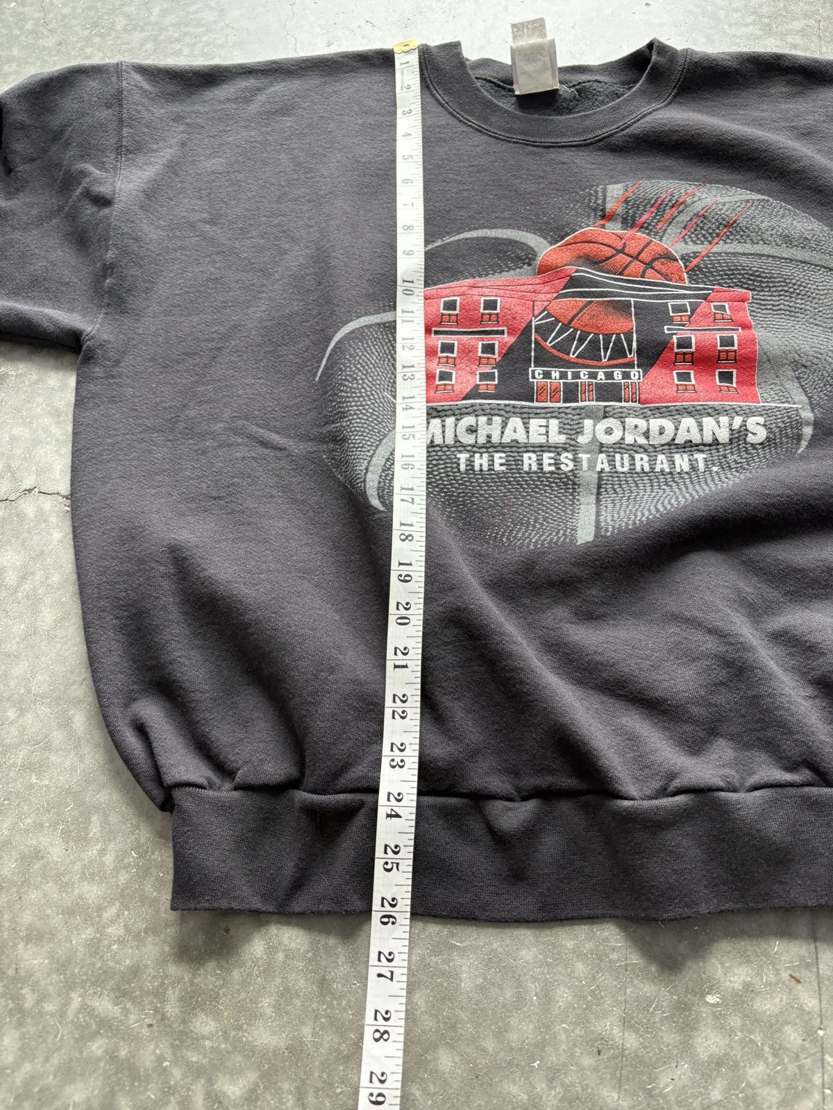 Nike Vintage 90s Nike Michael Jordan The Restaurant Sweatshirt Size US XL / EU 56 / 4 - 6 Thumbnail