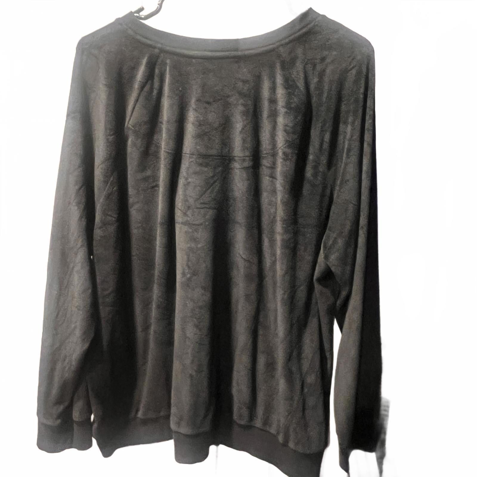 Unknown London Woman's Black Long Sleeve Sweatshirt Size 3XL / US 20-22 - 1 Thumbnail