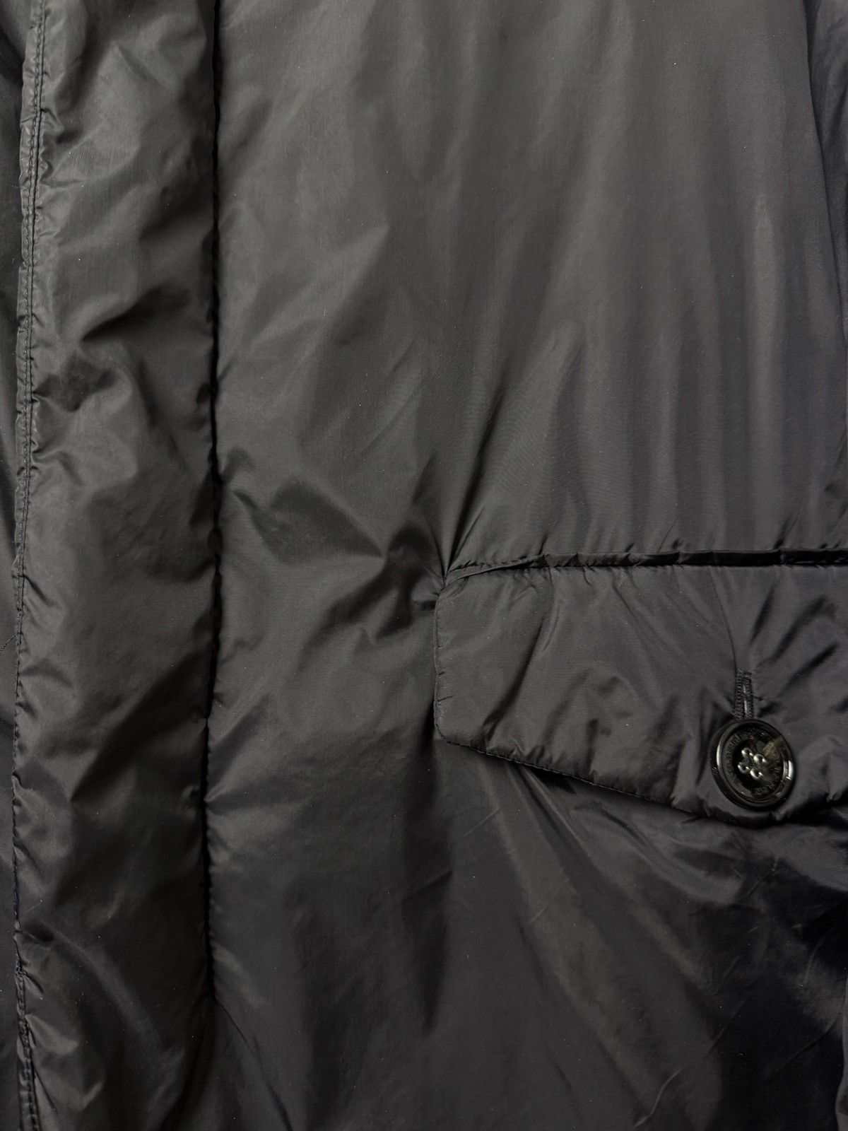 Burberry Vintage Burberry Nylon Coat Jacket Made In Italy Size US M / EU 48-50 / 2 - 16 Thumbnail