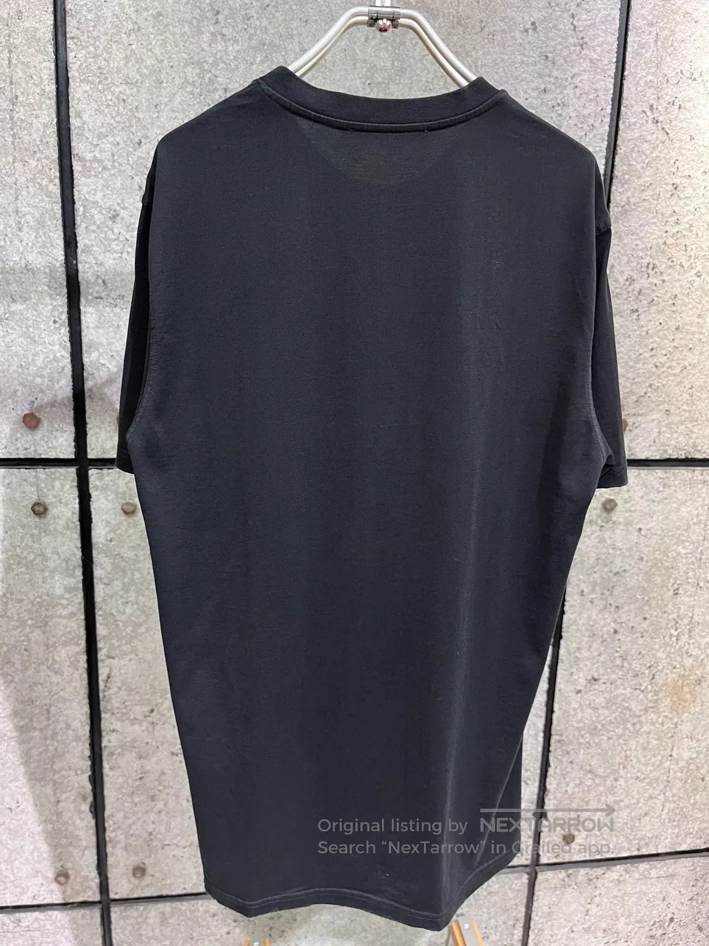 Givenchy Givenchy Logo Short-Sleeve Tee Size L. Size US L / EU 52-54 / 3 - 8 Thumbnail