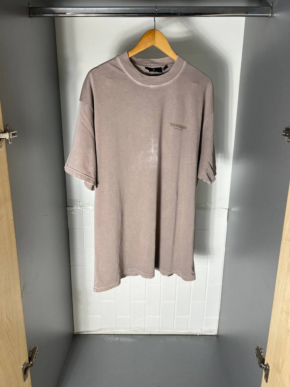 Represent Clo. VERY RARE REPRESENT DOUBLE PRINTED CASUAL T-SHIRT Y2K SK8 Size US XL / EU 56 / 4 - 3 Thumbnail