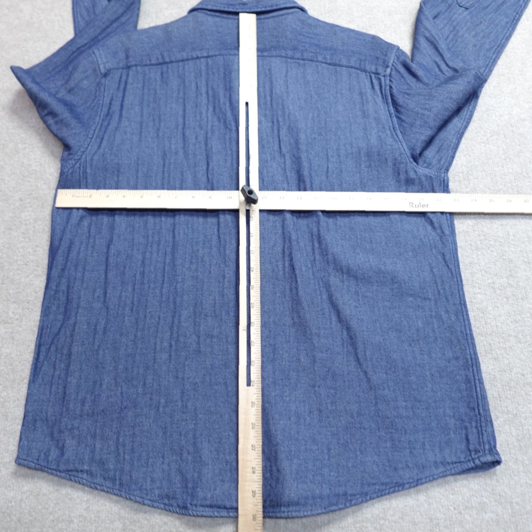 UNTUCKit UNTUCKit Shirt XL Blue Solid Lined Stripe Dessilani Mens Long Sleeve Button-Up Size US XL / EU 56 / 4 - 5 Thumbnail