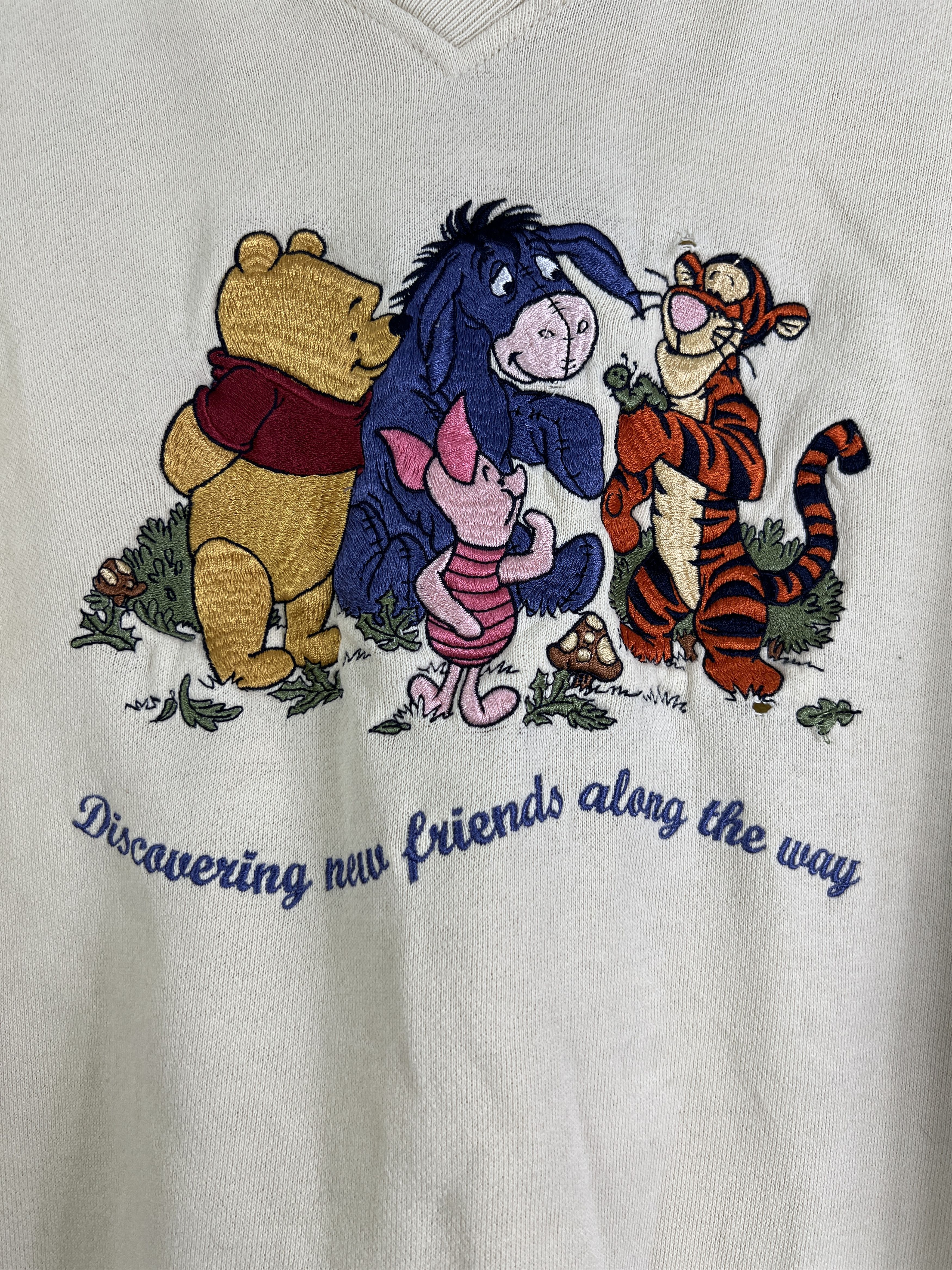 Disney Vintage Winnie the Pooh Embroidery Sweatshirt (XL) GTMP370 Size US XL / EU 56 / 4 - 2 Thumbnail