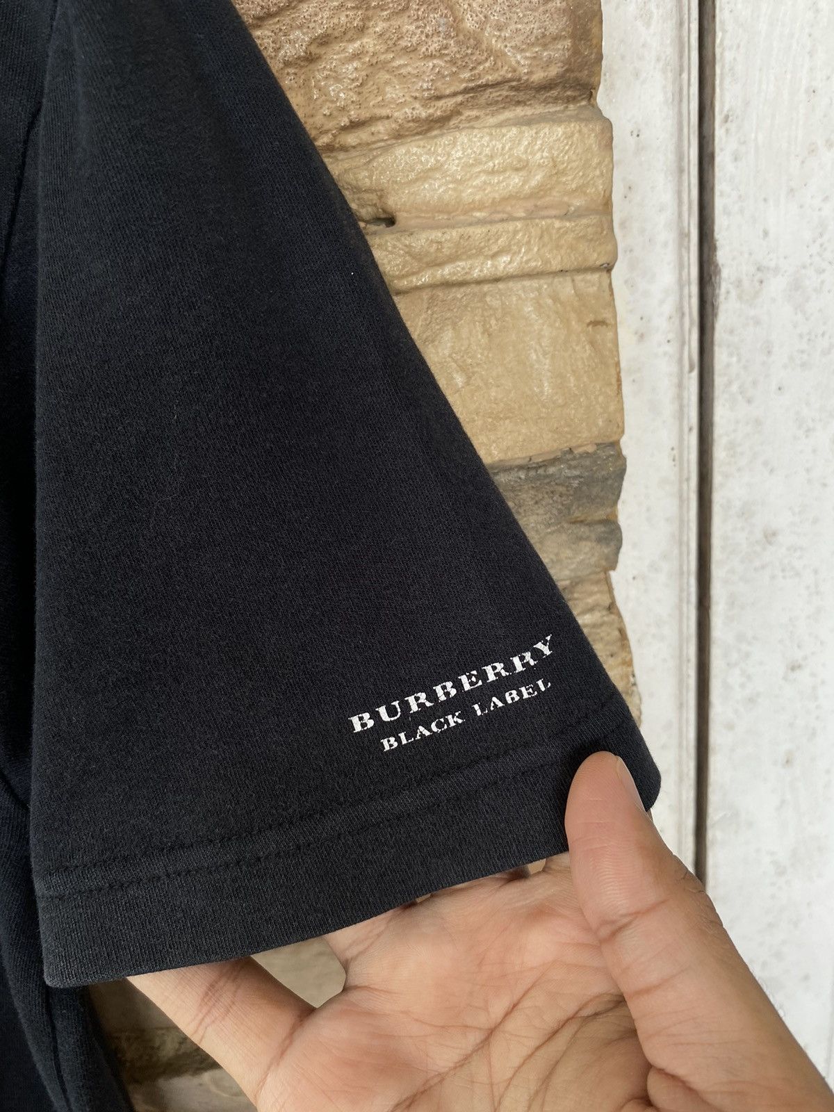Vintage Vintage Burberry Black Label Button Tees Size US S / EU 44-46 / 1 - 4 Thumbnail