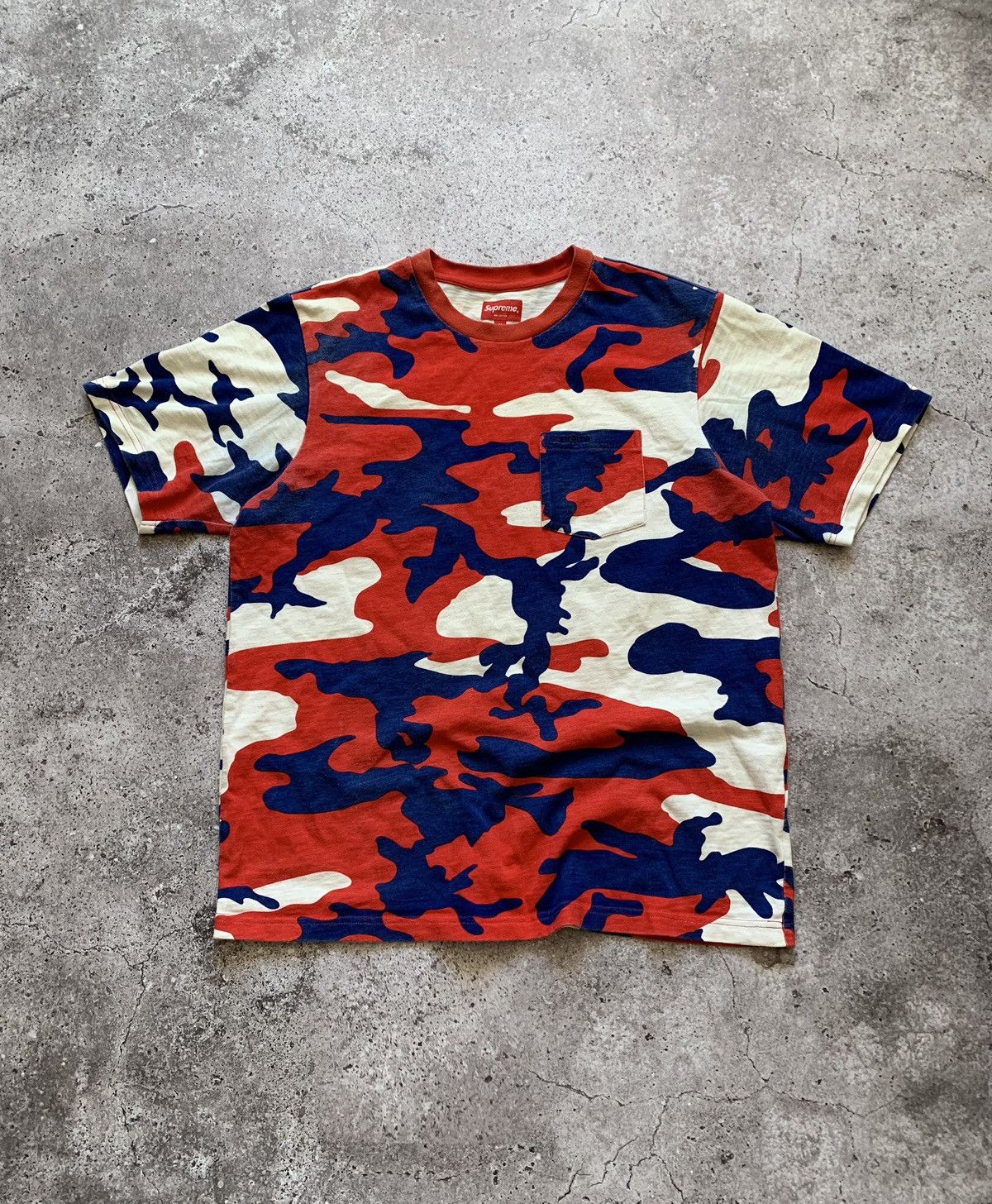 Supreme 🔥CRAZY SUPREME CAMO T-SHIRT TEE Size US M / EU 48-50 / 2 - 2 Thumbnail