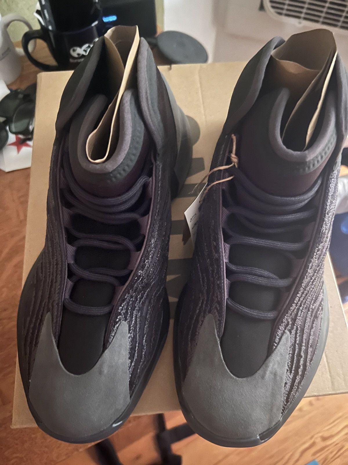 Adidas × Kanye West Size 11 - adidas Yeezy Quantum Onyx Size US 11 / EU 44 - 3 Thumbnail