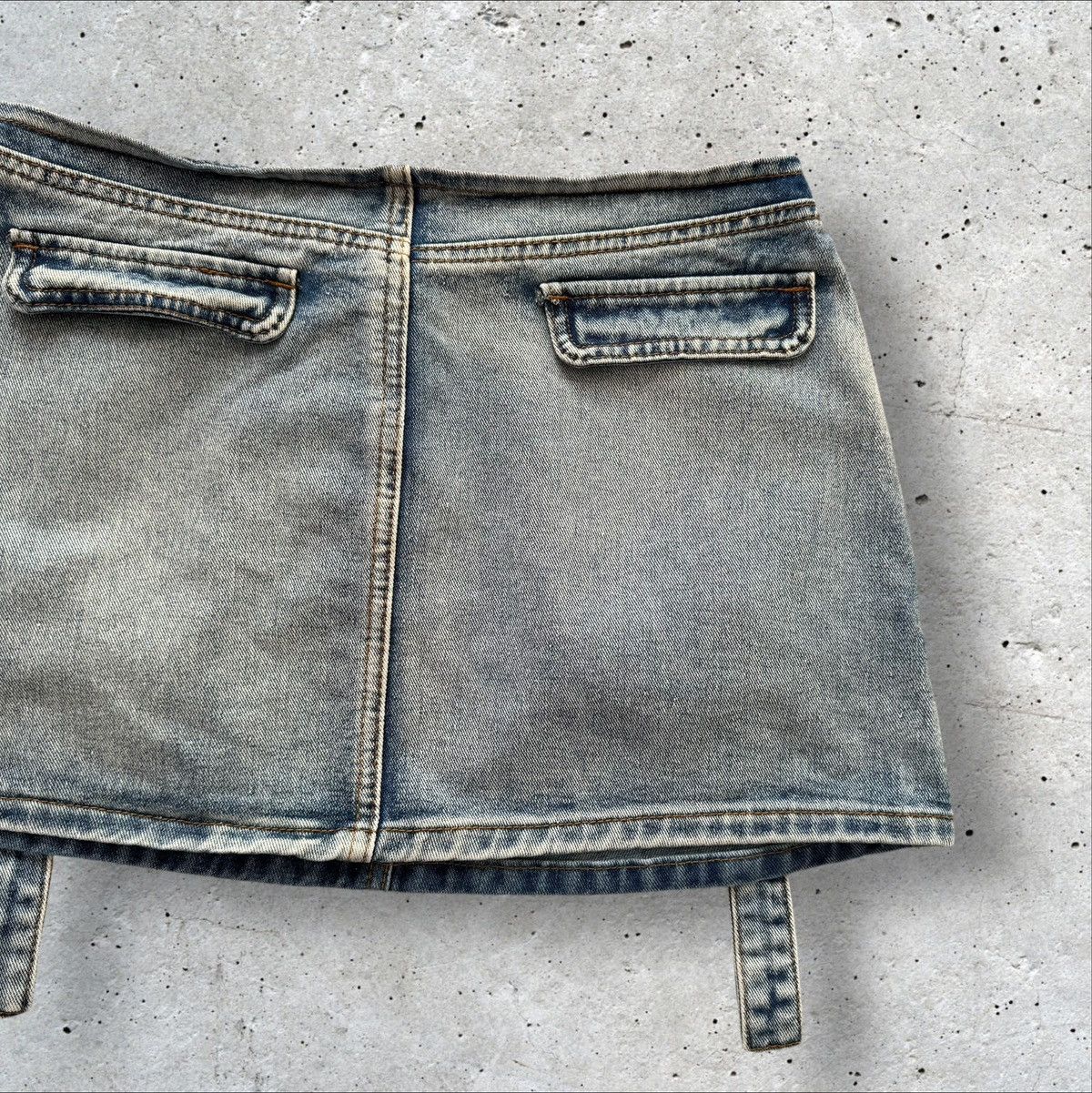 If Six Was Nine CARGO + BONDAGE DENIM MINI SKIRT Size 28" / US 6 / IT 42 - 7 Thumbnail