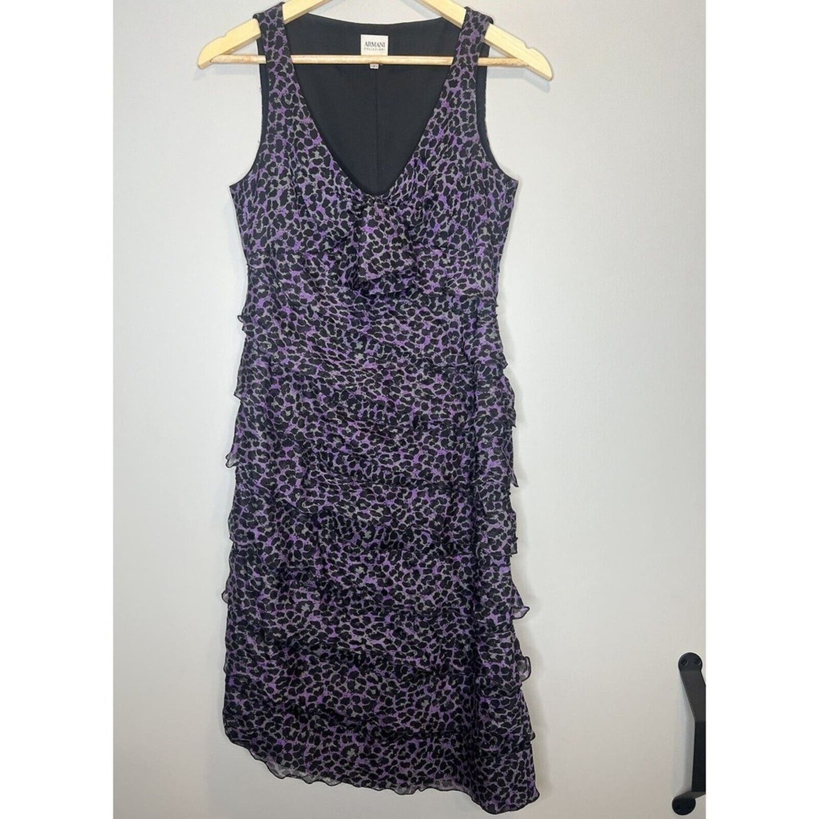 Armani Collezioni Armani Collezioni Vintage Purple Leopard Print 100% Silk 4 Size S / US 4 / IT 40 - 1 Thumbnail