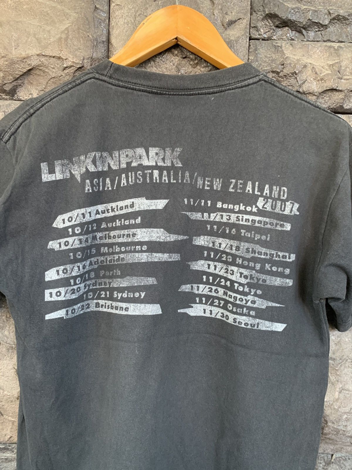 Band Tees Vintage Linkin Park Rock Band T shirt Size US S / EU 44-46 / 1 - 6 Thumbnail