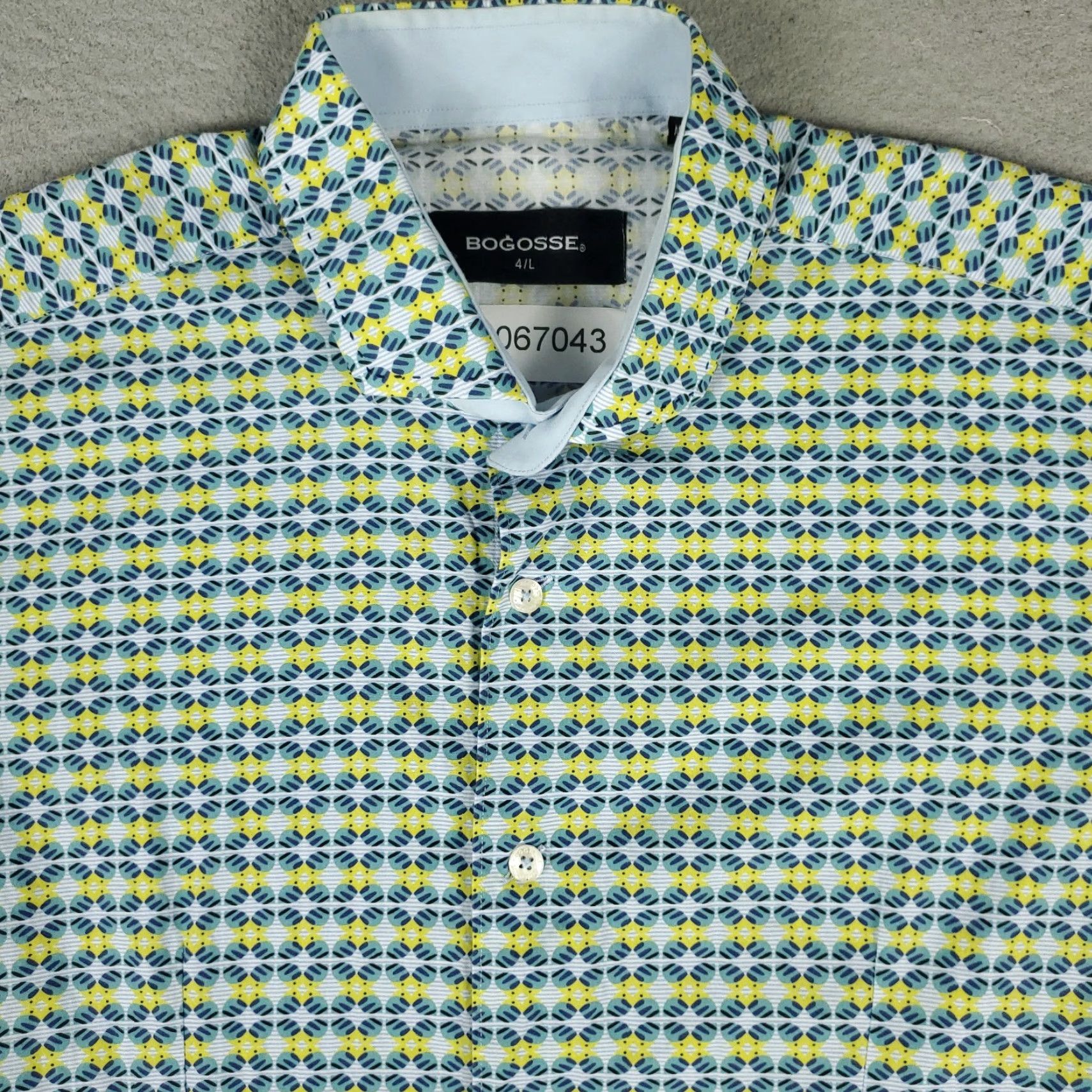 Vintage Bogosse Shirt Mens L Blue Yellow Geometric Button Up Short Sleeve Size US L / EU 52-54 / 3 - 2 Thumbnail