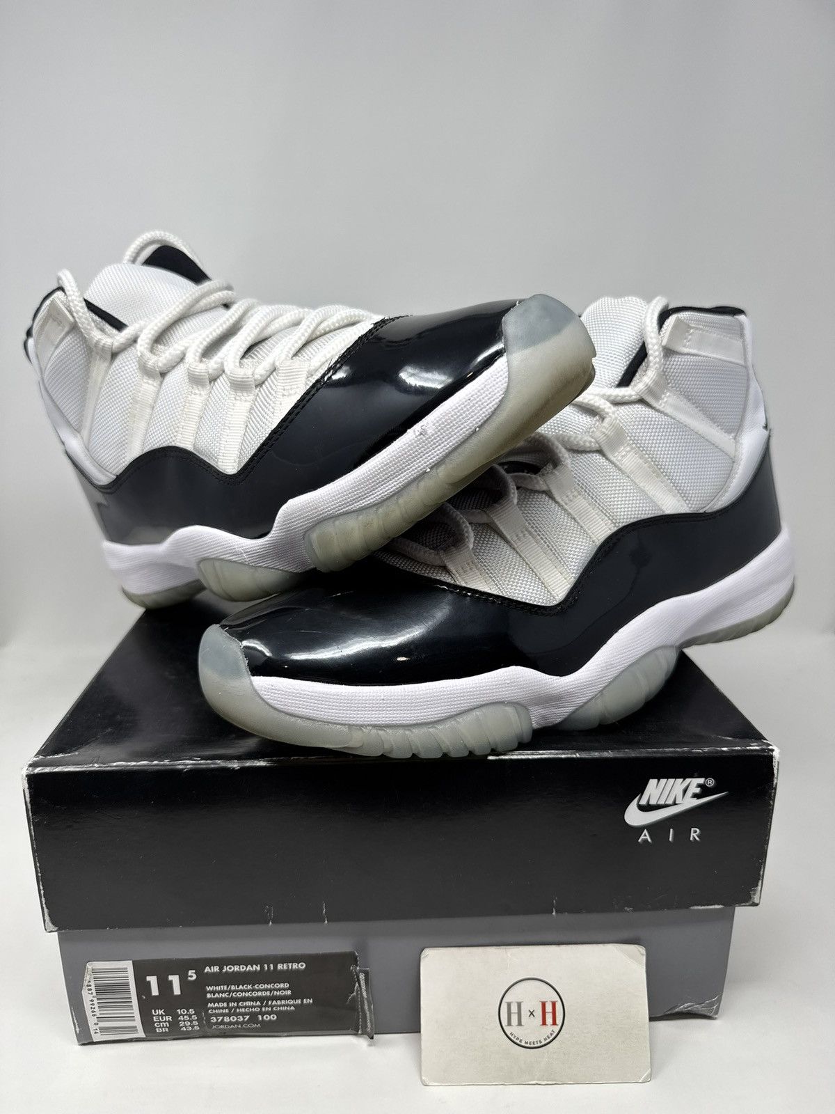 Nike Air Jordan 11 Retro Concord 2018