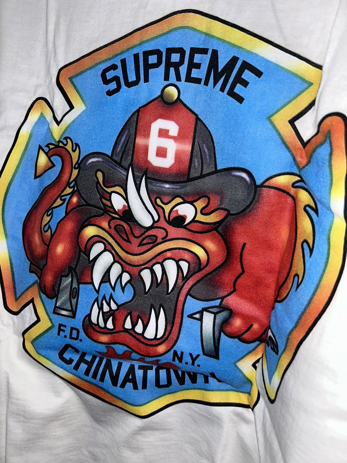 Supreme Supreme FDNY Engine 9 Tee FW22 size Large NEW WITH TAGS Size US L / EU 52-54 / 3 - 6 Thumbnail