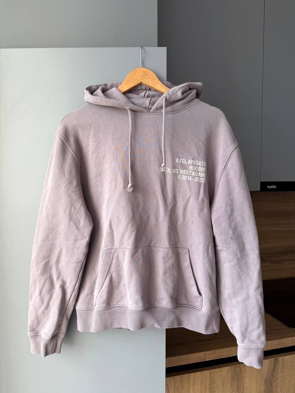 Axel Arigato Axel Arigato Hoodie Spellout Logo Hanging Seams Size US M / EU 48-50 / 2 - 1 Thumbnail