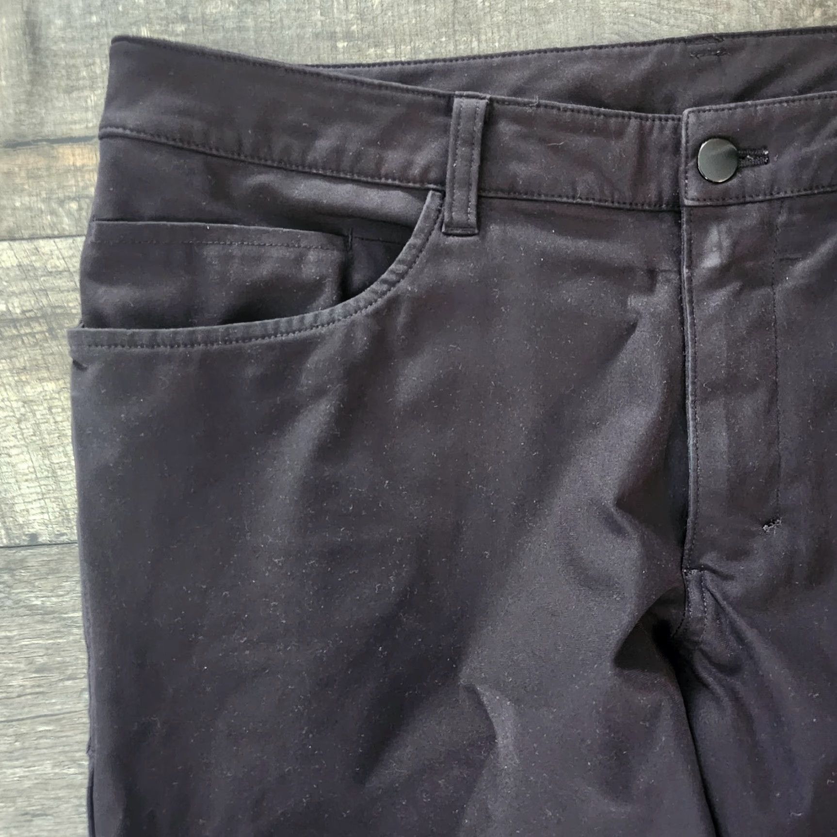 Lululemon lululemon Mens Pants 34x32 ABC Classic Fit 5 Pocket Warpstreme Black Size US 34 / EU 50 - 6 Thumbnail