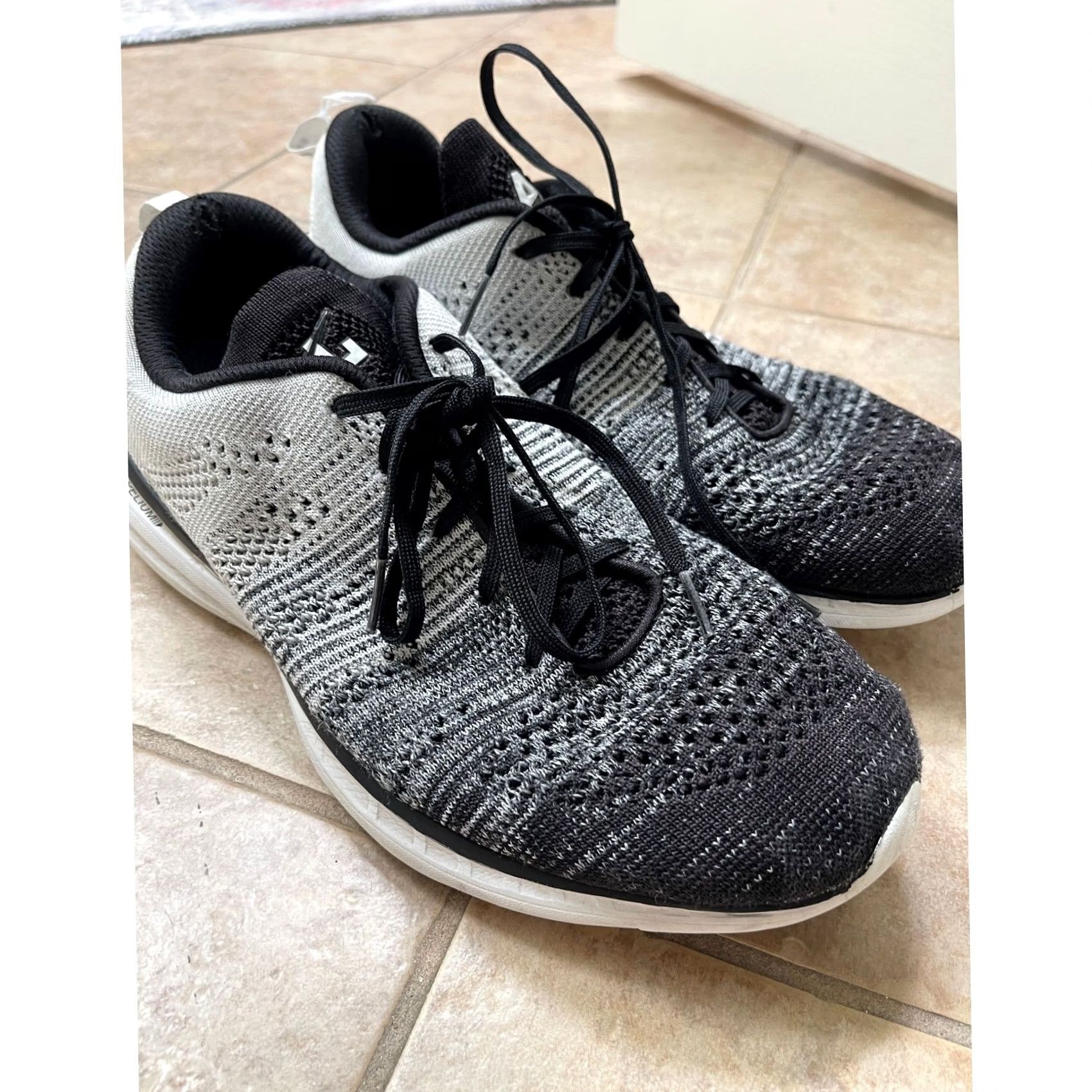 Athletic Propulsion Labs APL Athletic Propulsion Labs Techloom Sneakers Black White Size Men's 11 Sneakers Size US 11 / EU 44 - 2 Thumbnail