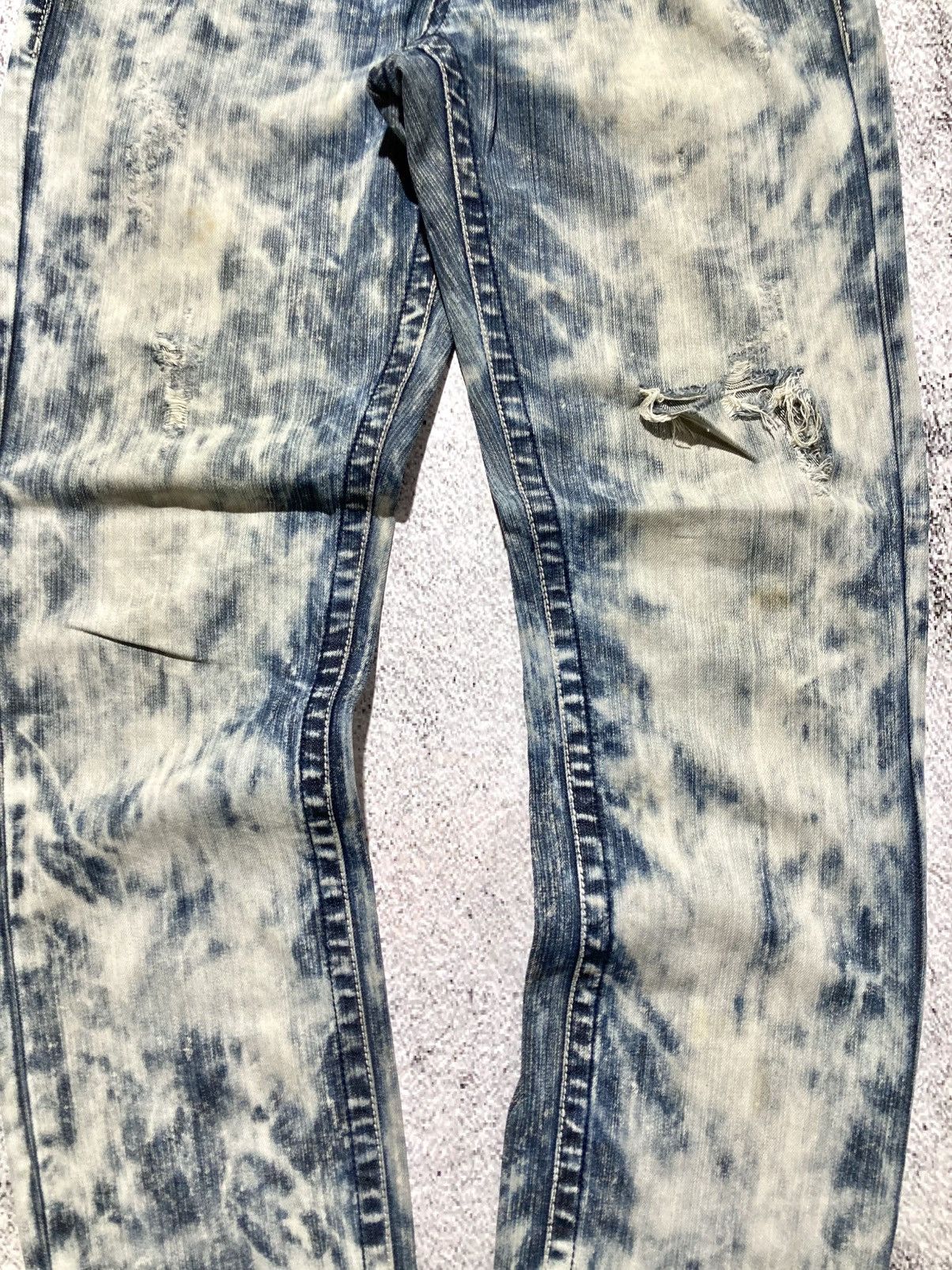 Japanese Brand 2000s Ugiz Distressed Ripped Acid Wash Denim Tornado Style Size US 29 - 5 Thumbnail